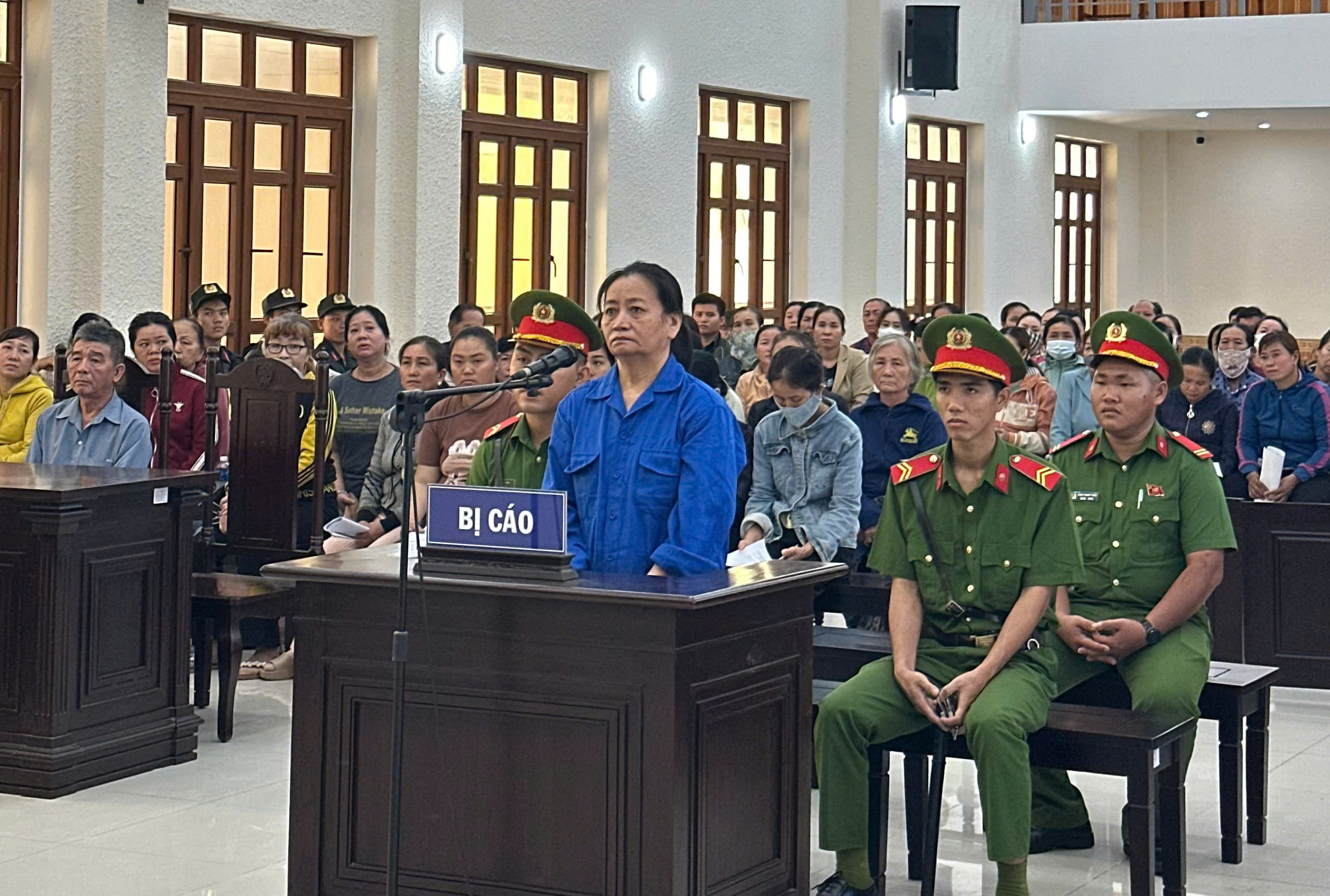H&agrave;ng trăm người d&acirc;n lao đao v&igrave; chủ hụi &ocirc;m hơn 117 tỉ đồng bỏ trốn- Ảnh 1.