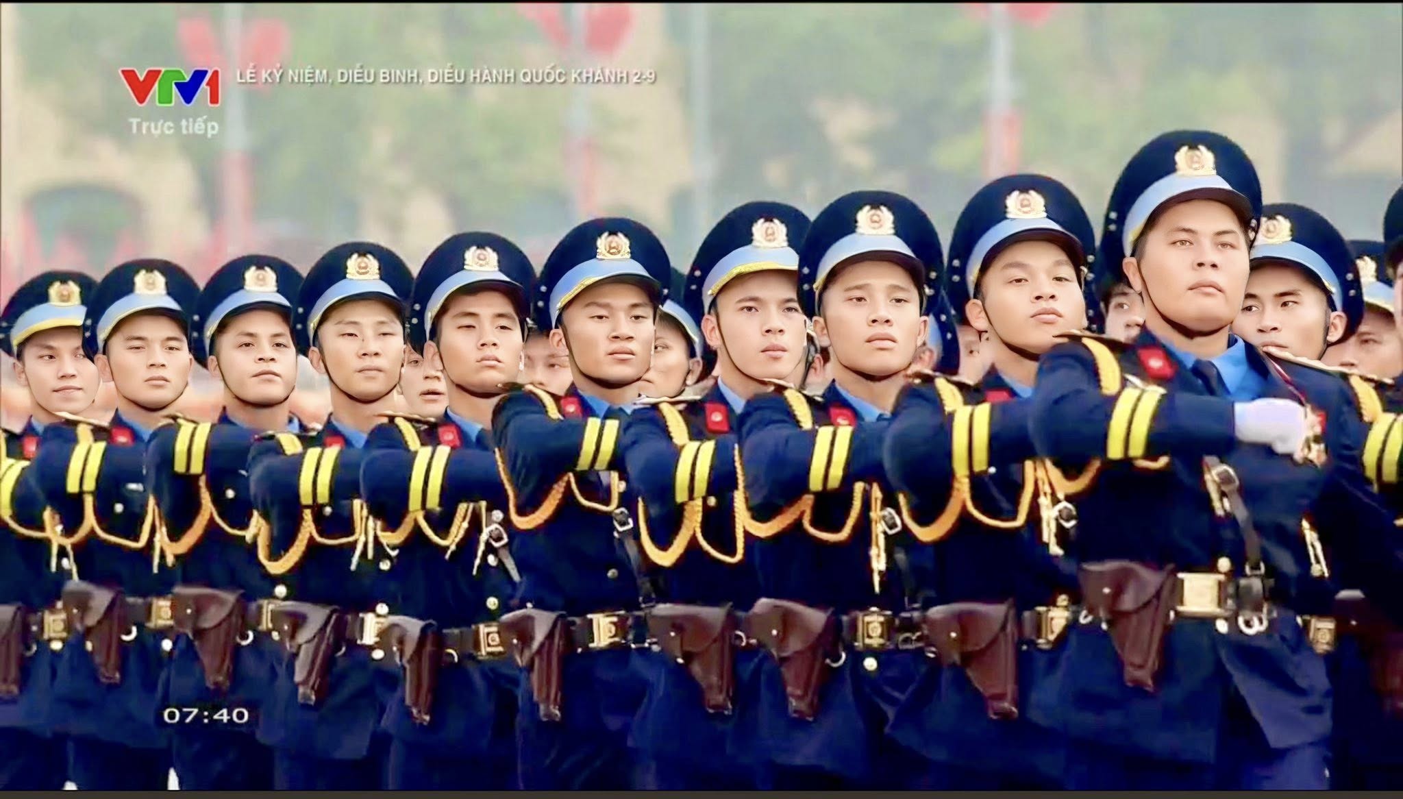 VTV "đốn tim" khán giả bằng những hình ảnh "tuyệt đối điện ảnh" trong lễ diễu binh - Ảnh 7.