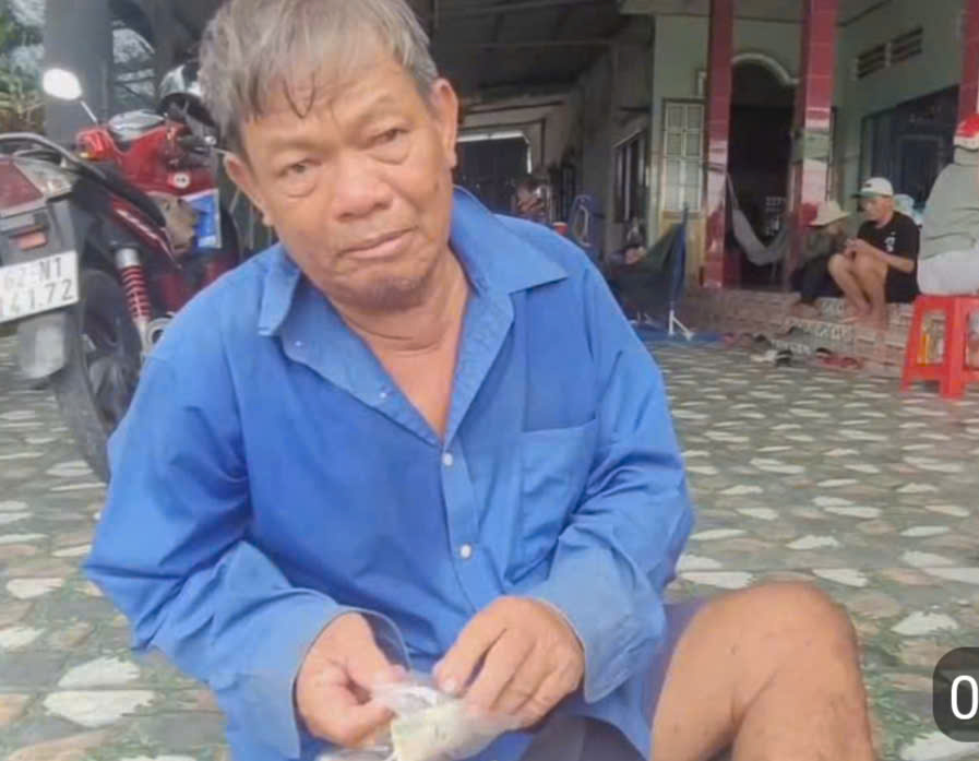 Cụ gi&agrave; T&acirc;y Ninh vui mừng nhận qu&agrave; dịp Quốc kh&aacute;nh 2 - 9 đầy &yacute; nghĩa - Ảnh 4.