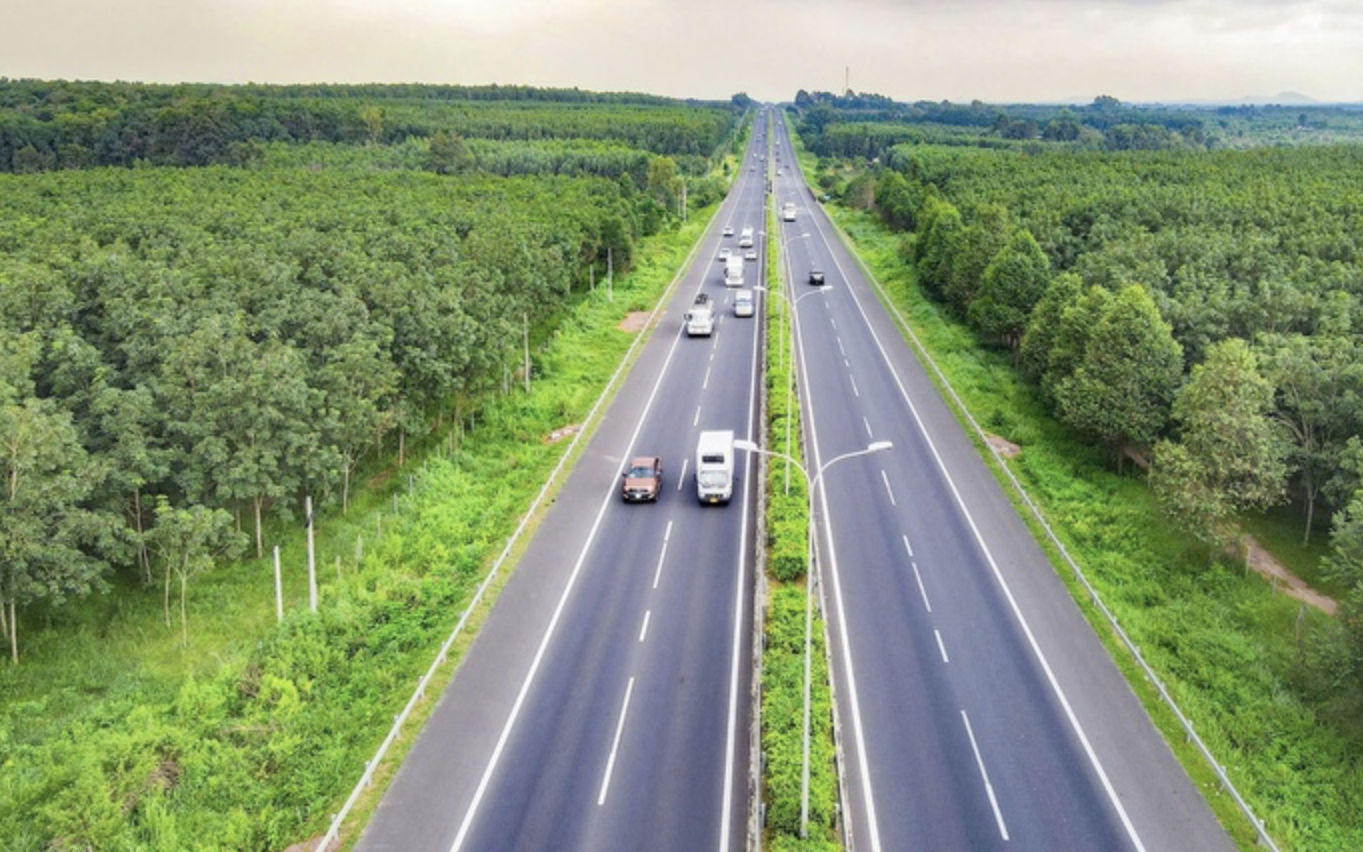 Thêm nhiều tuyến cao tốc được đề nghị phân làn, thay đổi tốc độ xe chạy