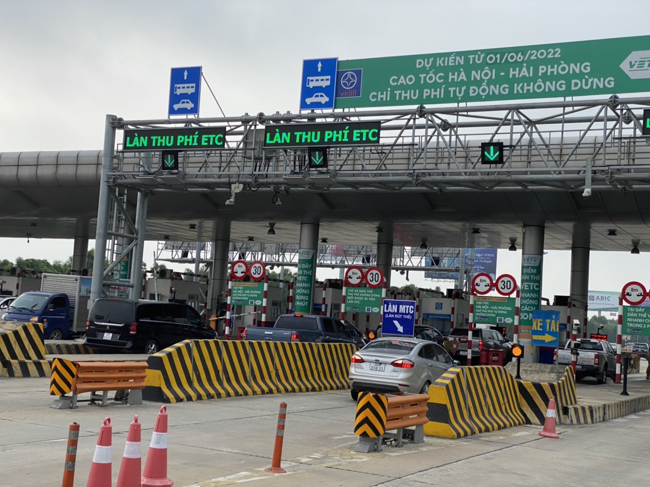 H&agrave;ng triệu chủ xe bắt buộc phải chuyển đổi t&agrave;i khoản thu ph&iacute; sang t&agrave;i khoản giao th&ocirc;ng- Ảnh 1.