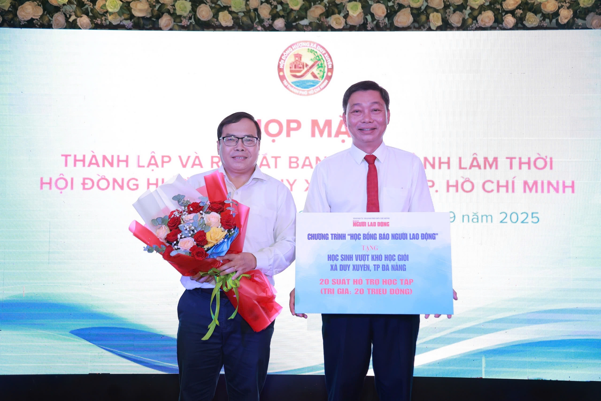 20 suất "Học bổng B&aacute;o Người Lao Động" tặng học sinh Duy Xuy&ecirc;n vượt kh&oacute;, học giỏi- Ảnh 2.