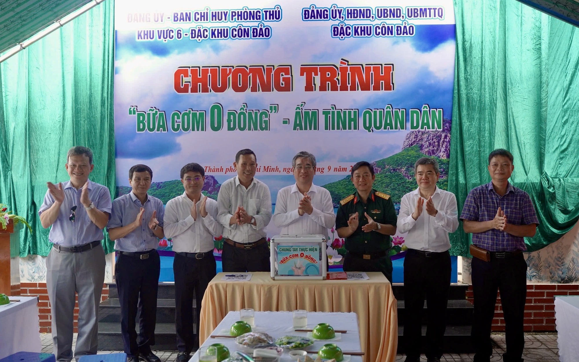 Bữa cơm đặc biệt ở Đặc khu Côn Đảo ngày 21-9 