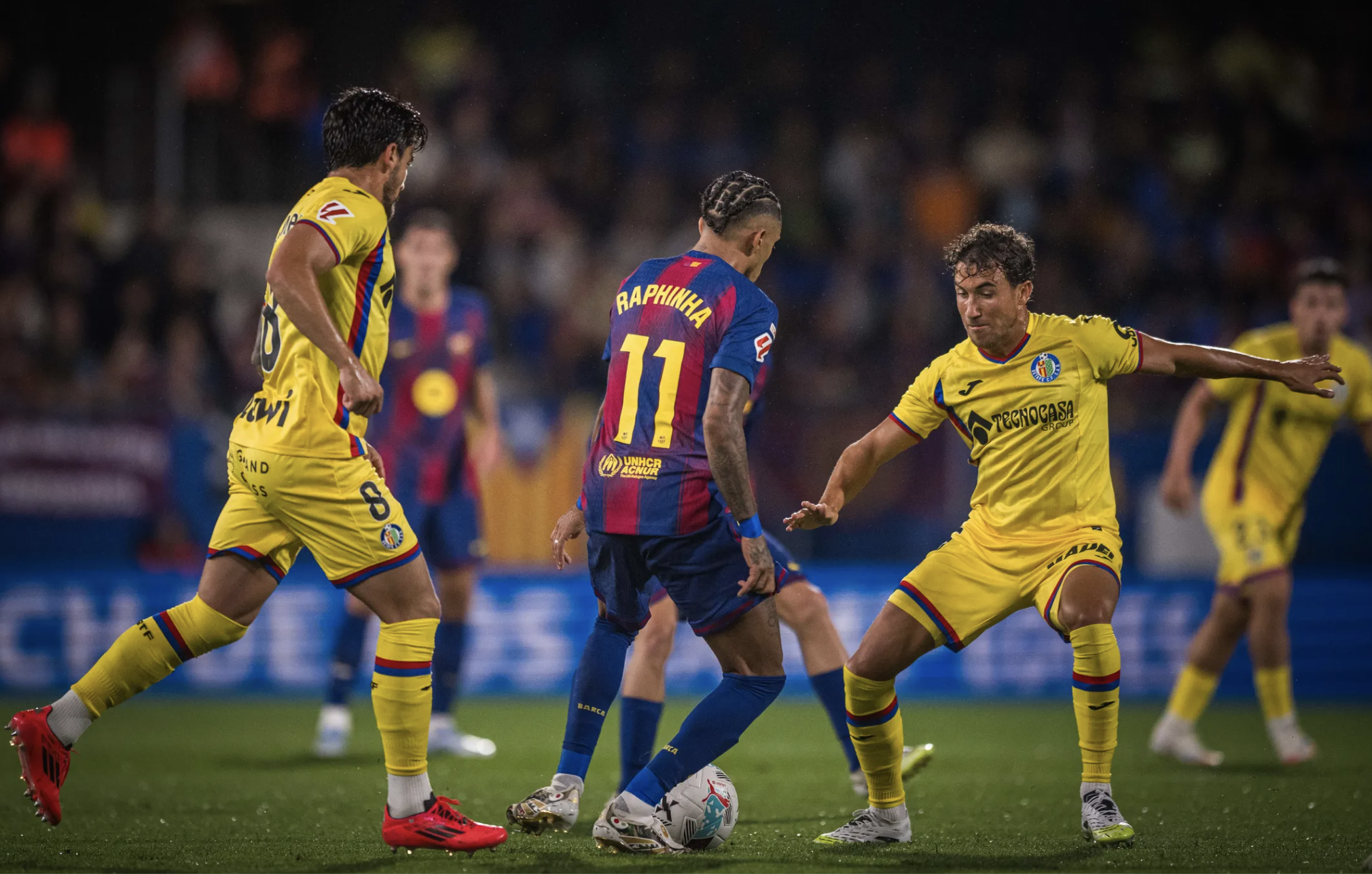 Barcelona đại thắng Getafe, áp sát ngôi đầu bảng La Liga- Ảnh 1.