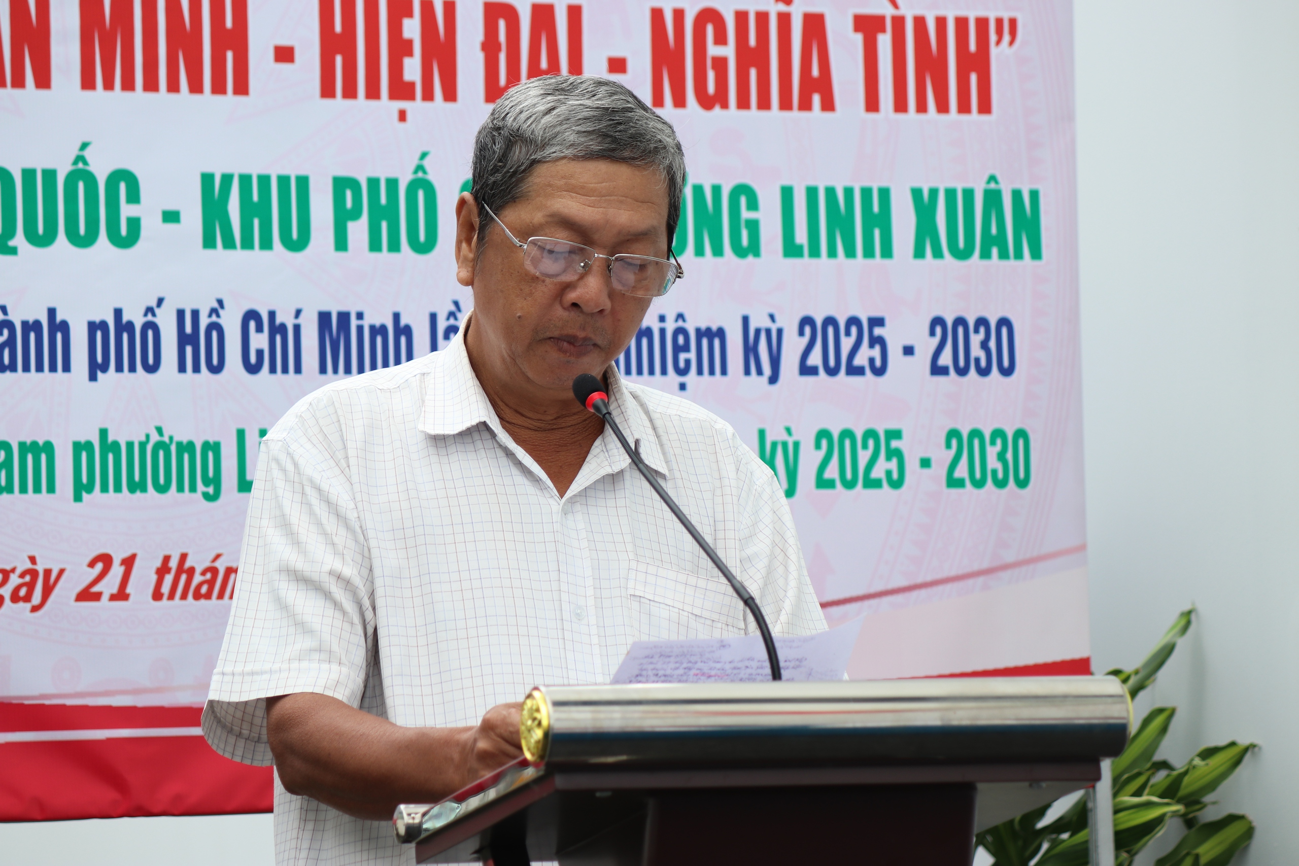 Phường Linh Xuân ra mắt "Khu phố rực rỡ màu cờ Tổ quốc" - Ảnh 2.
