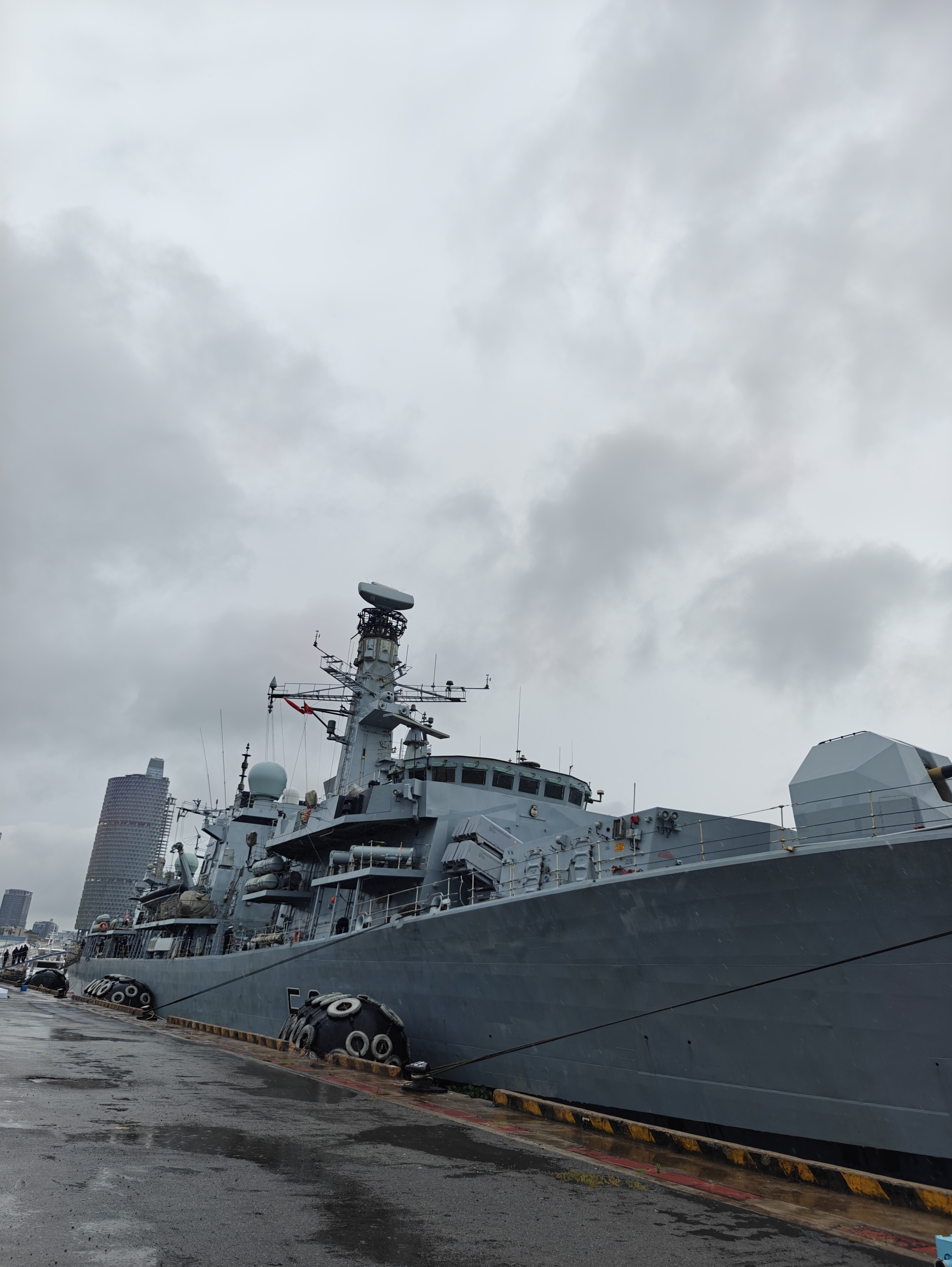 T&agrave;u Hải qu&acirc;n Anh HMS Richmond trở lại Việt Nam- Ảnh 2.