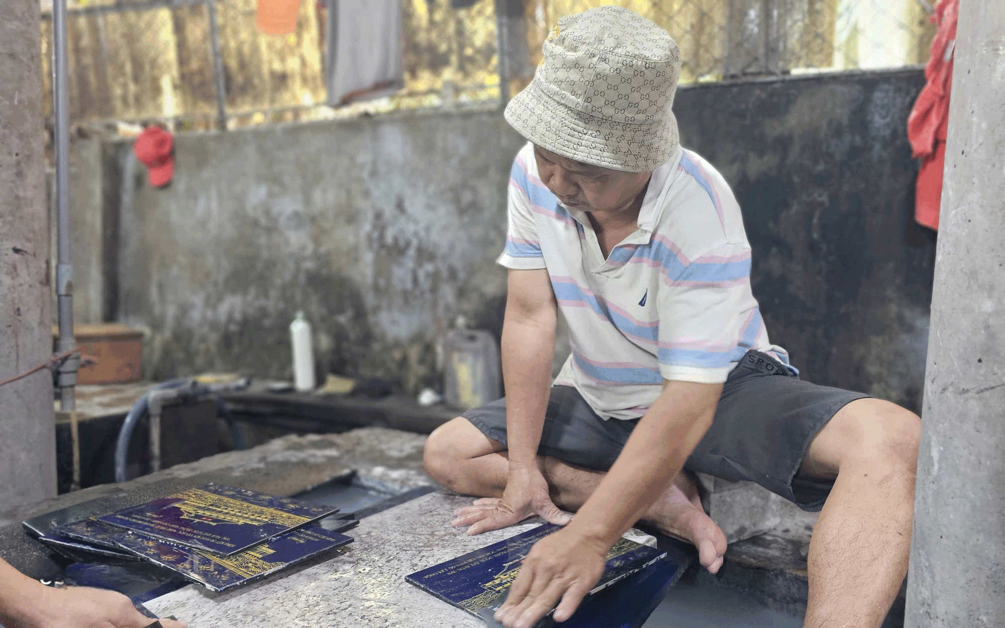 Nhiều sản phẩm tinh hoa l&agrave;ng nghề thu h&uacute;t kh&aacute;ch h&agrave;ng - Ảnh 2.