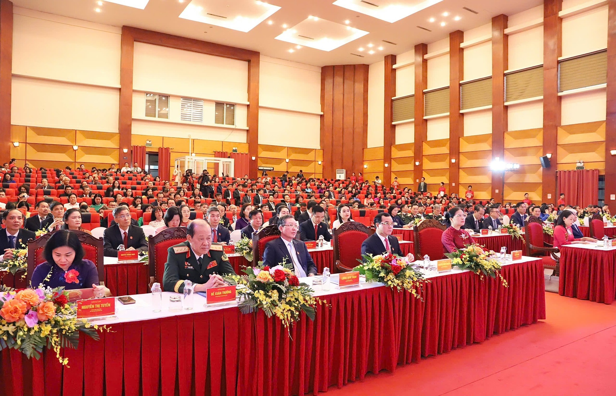 Khai mạc Đại hội đại biểu Đảng bộ Mặt trận Tổ quốc nhiệm kỳ 2025 - 2030 - Ảnh 3.