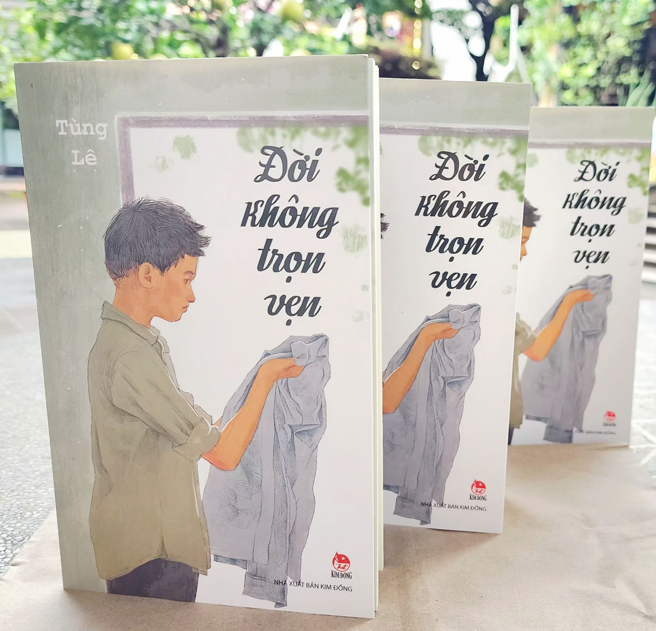 "Đời không trọn vẹn" của Tùng Lê - Ảnh 1.