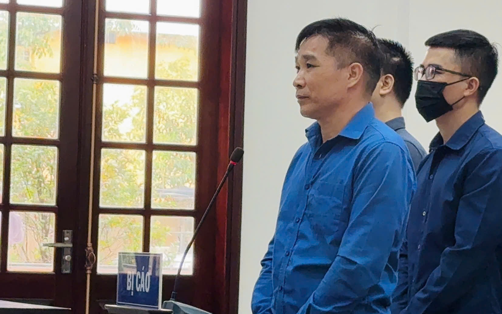Bình “kiểm” nói bị trầm cảm, không nhớ phạm tội ra sao