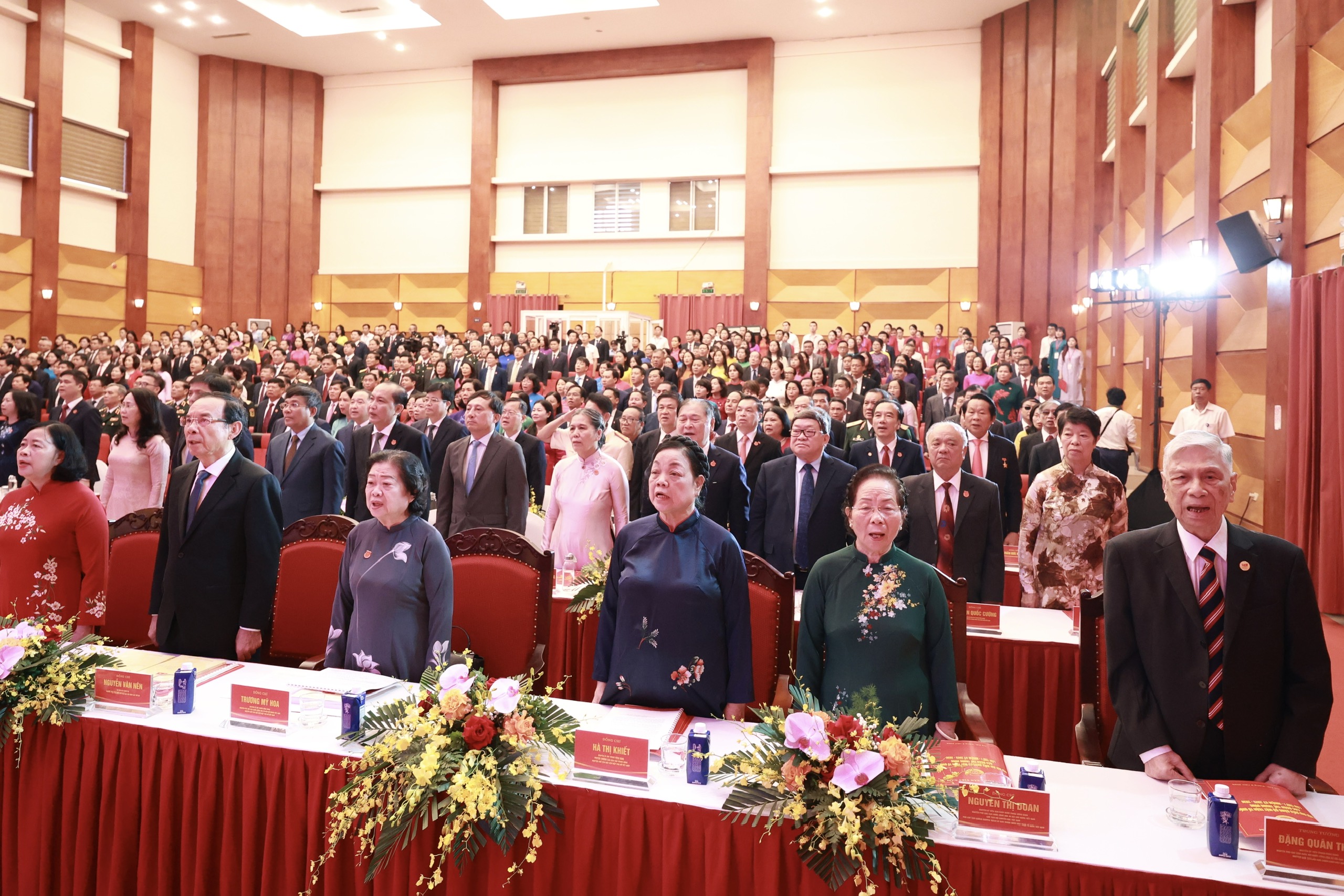 Tổng B&iacute; thư T&ocirc; L&acirc;m v&agrave; Thủ tướng Phạm Minh Ch&iacute;nh dự Đại hội Đảng bộ MTTQ Trung ương - Ảnh 5.