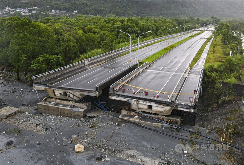 Ch&ugrave;m ảnh: T&igrave;nh h&igrave;nh Philippines, Trung Quốc dọc đường đi của si&ecirc;u b&atilde;o Ragasa - Ảnh 5.