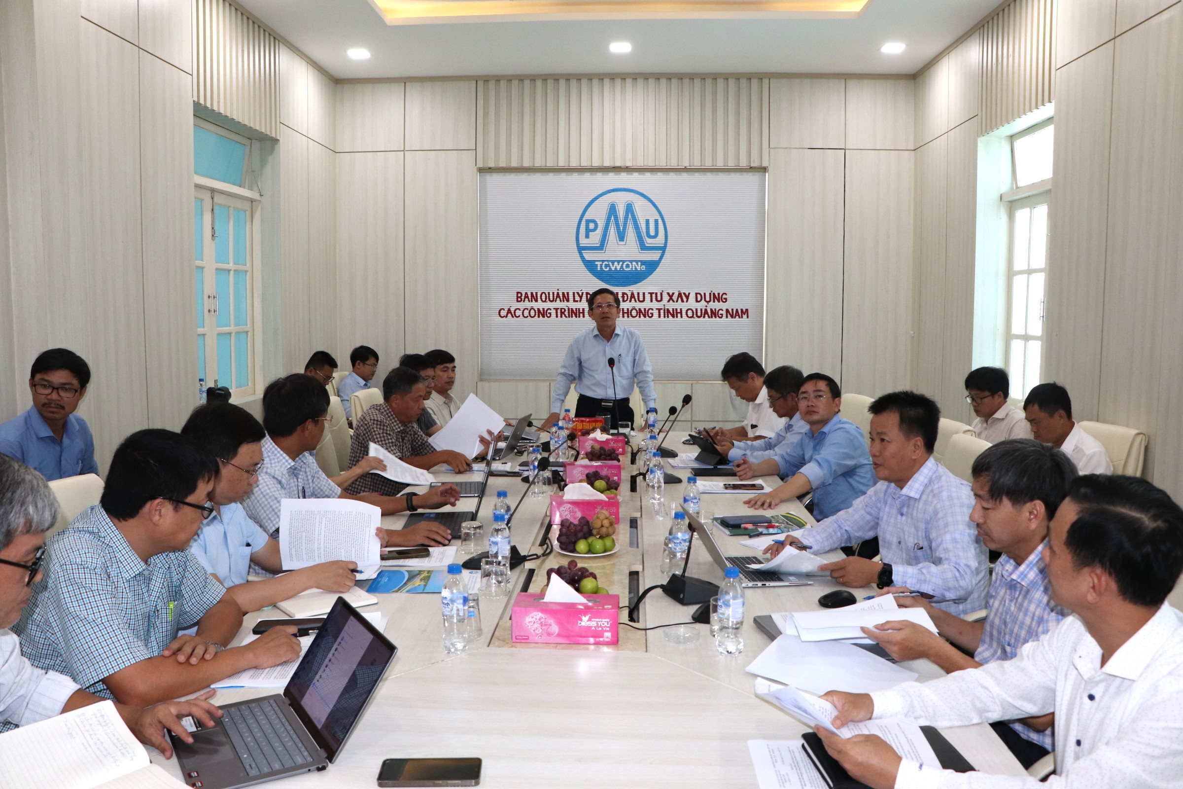 Lãnh đạo Đà Nẵng cảnh báo về chất lượng đường ngàn tỉ , trách nhiệm chủ đầu tư - Ảnh 1.