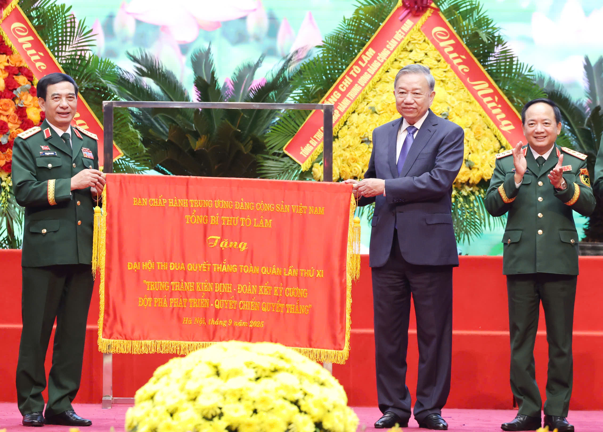 Tổng B&iacute; thư: Phong tr&agrave;o Thi đua Quyết thắng to&agrave;n qu&acirc;n tạo đột ph&aacute; mới trong x&acirc;y dựng qu&acirc;n đội- Ảnh 3.