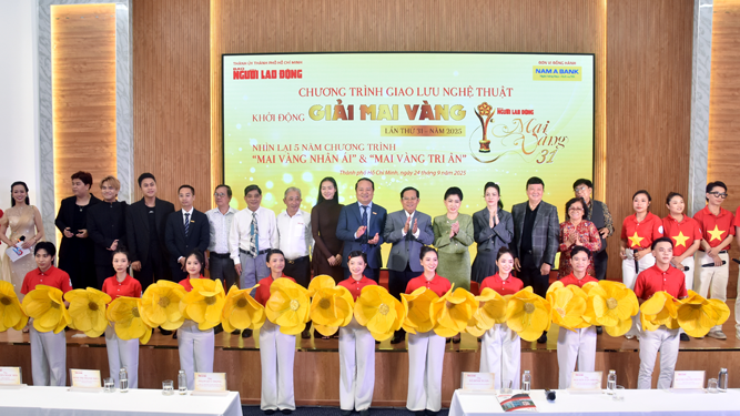 Giải Mai V&agrave;ng lan tỏa tinh thần nh&acirc;n văn - Ảnh 1.
