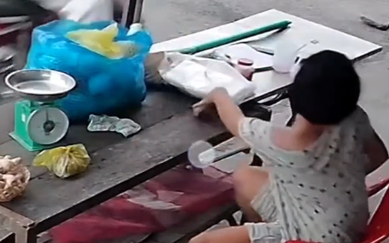 Cướp điện thoại của người khuyết tật: Nhanh chóng lôi kẻ ác ra ánh sáng!