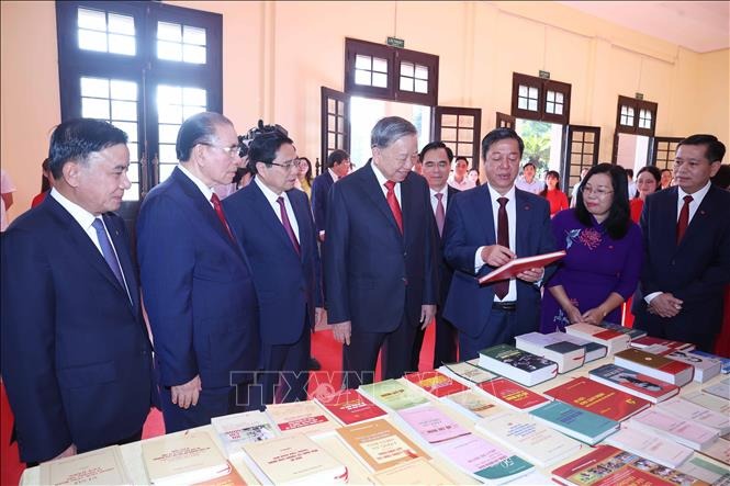 Tổng Bí thư Tô Lâm dự Đại hội đại biểu Đảng bộ
các Cơ quan Đảng Trung ương- Ảnh 3.