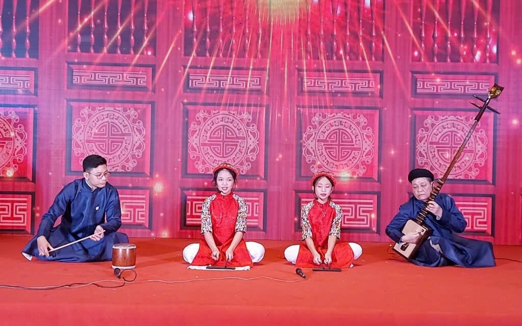 Ca trù vẫn bền bỉ lan tỏa
