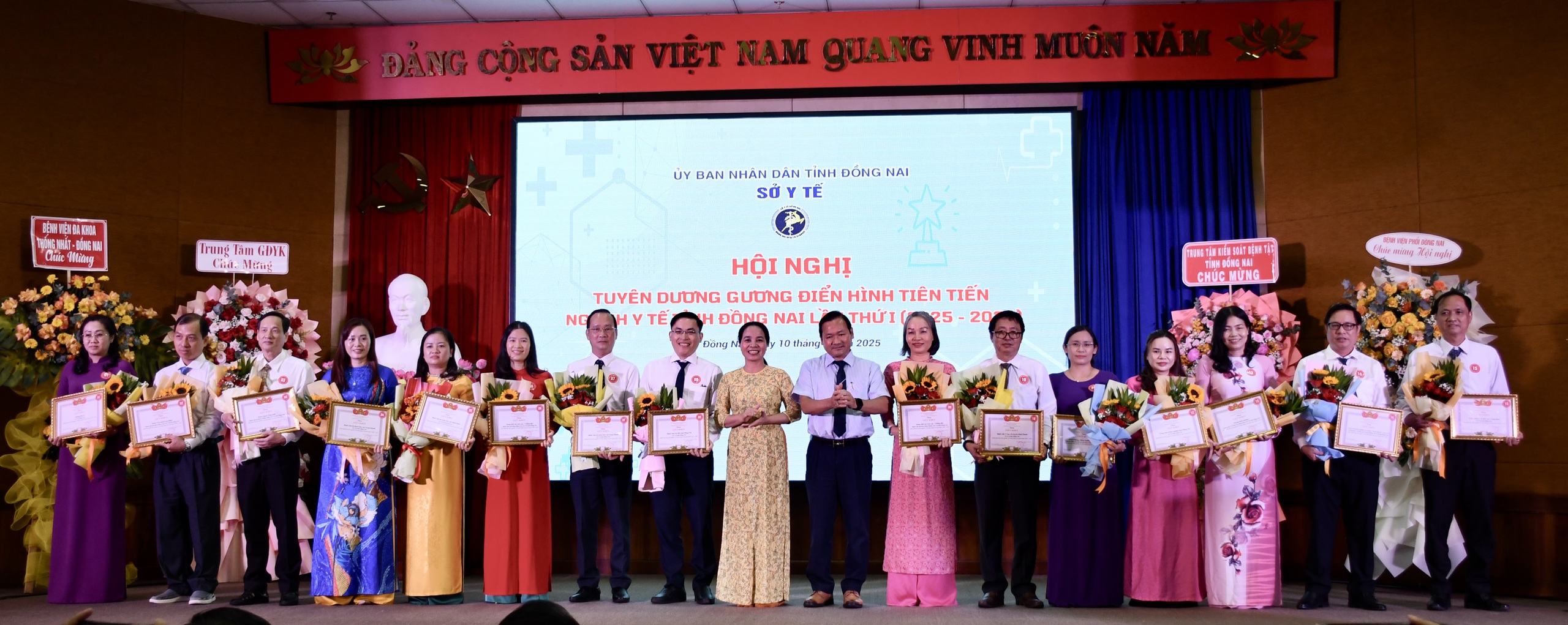 Ngành y tế Đồng Nai ngày càng lớn mạnh - Ảnh 1.