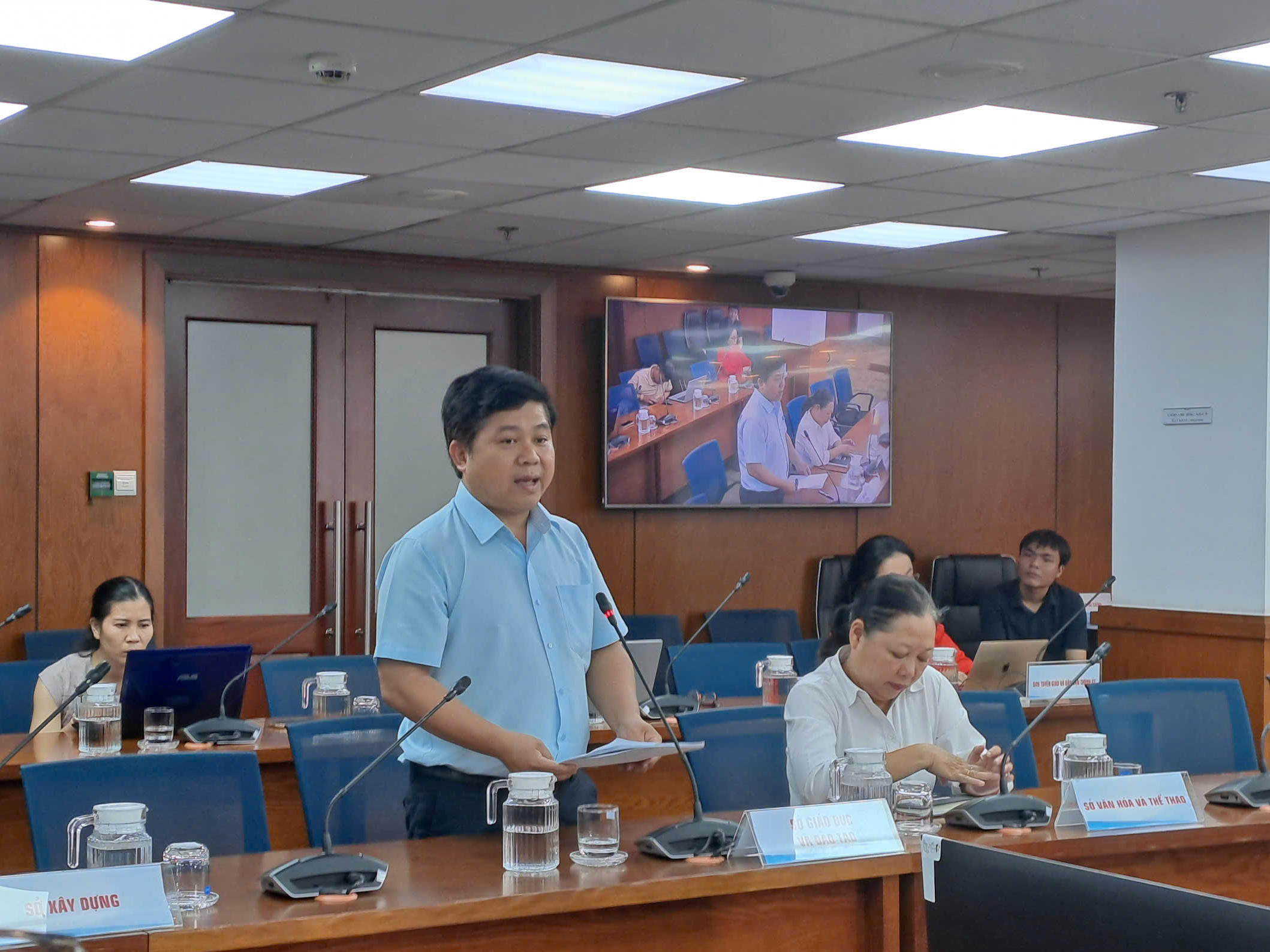 TP HCM: Lập đo&agrave;n kiểm tra c&ocirc;ng t&aacute;c thu chi đầu năm học- Ảnh 2.