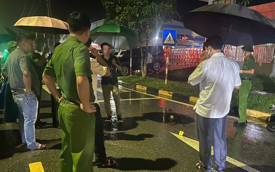 Mâu thuẫn tình ái, dùng dao đâm chết vợ và 2 người đàn ông trong đêm