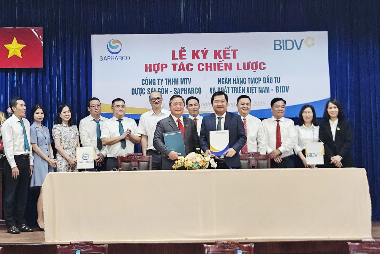 Sapharco hợp t&aacute;c với BIDV tạo hệ sinh th&aacute;i số t&agrave;i ch&iacute;nh - c&ocirc;ng nghiệp dược- Ảnh 1.