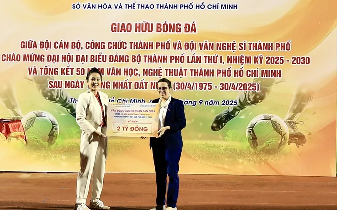 2 tỉ đồng được quy&ecirc;n g&oacute;p trong trận b&oacute;ng đ&aacute; đặc biệt hướng về Cuba - Ảnh 2.