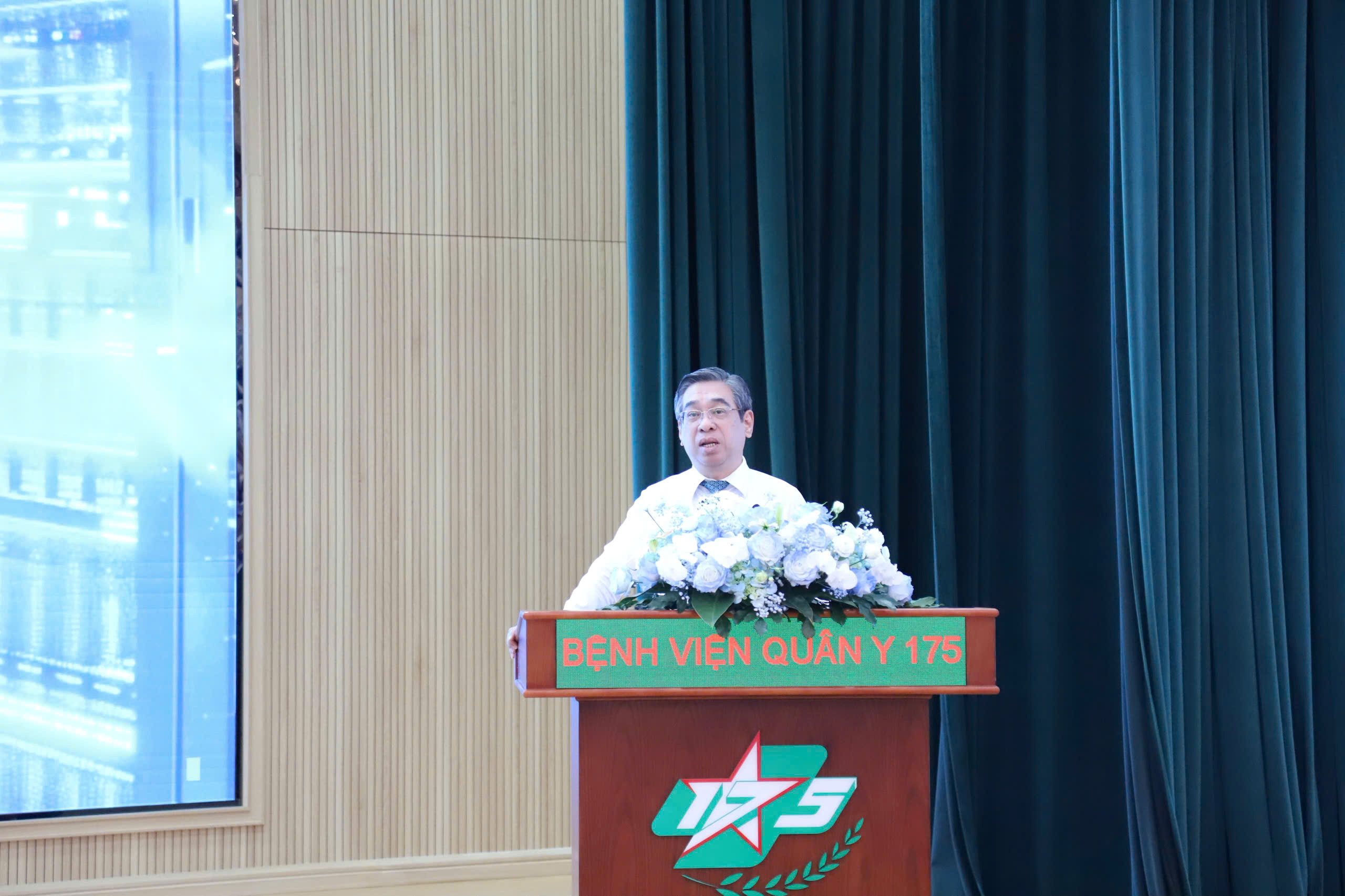 X&acirc;y dựng TP HCM trở th&agrave;nh trung t&acirc;m y tế chuy&ecirc;n s&acirc;u, ngang tầm khu vực- Ảnh 1.