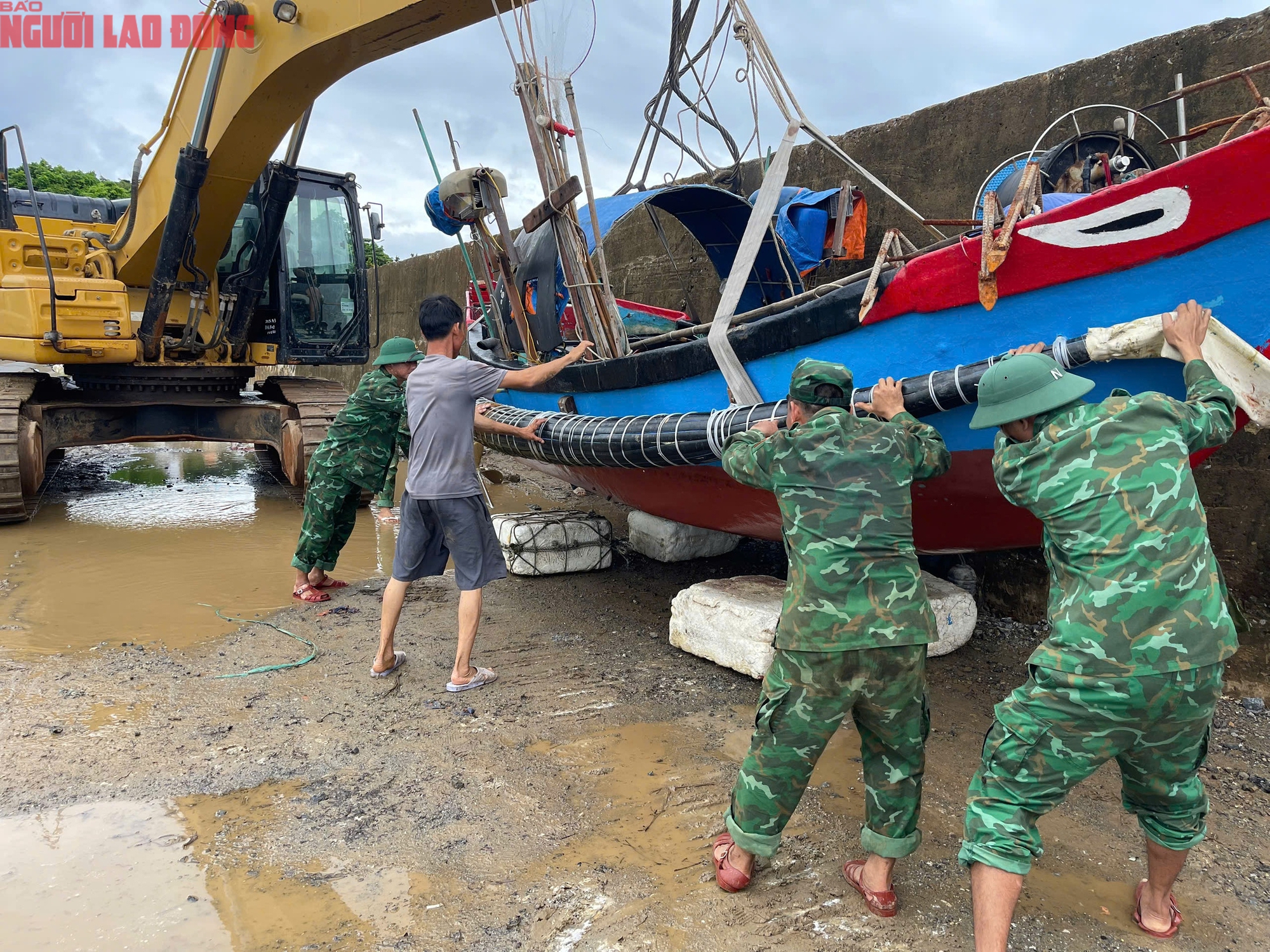 Hình ảnh "không chủ quan" ở đặc khu Cồn Cỏ, nơi bão số 10 ngang qua với cường độ mạnh- Ảnh 2.