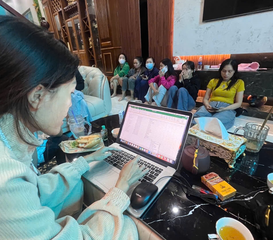 C&ocirc;ng an v&agrave;o cuộc l&agrave;m r&otilde; th&ocirc;ng tin vỡ hụi "khủng" tại TP HCM - Ảnh 2.