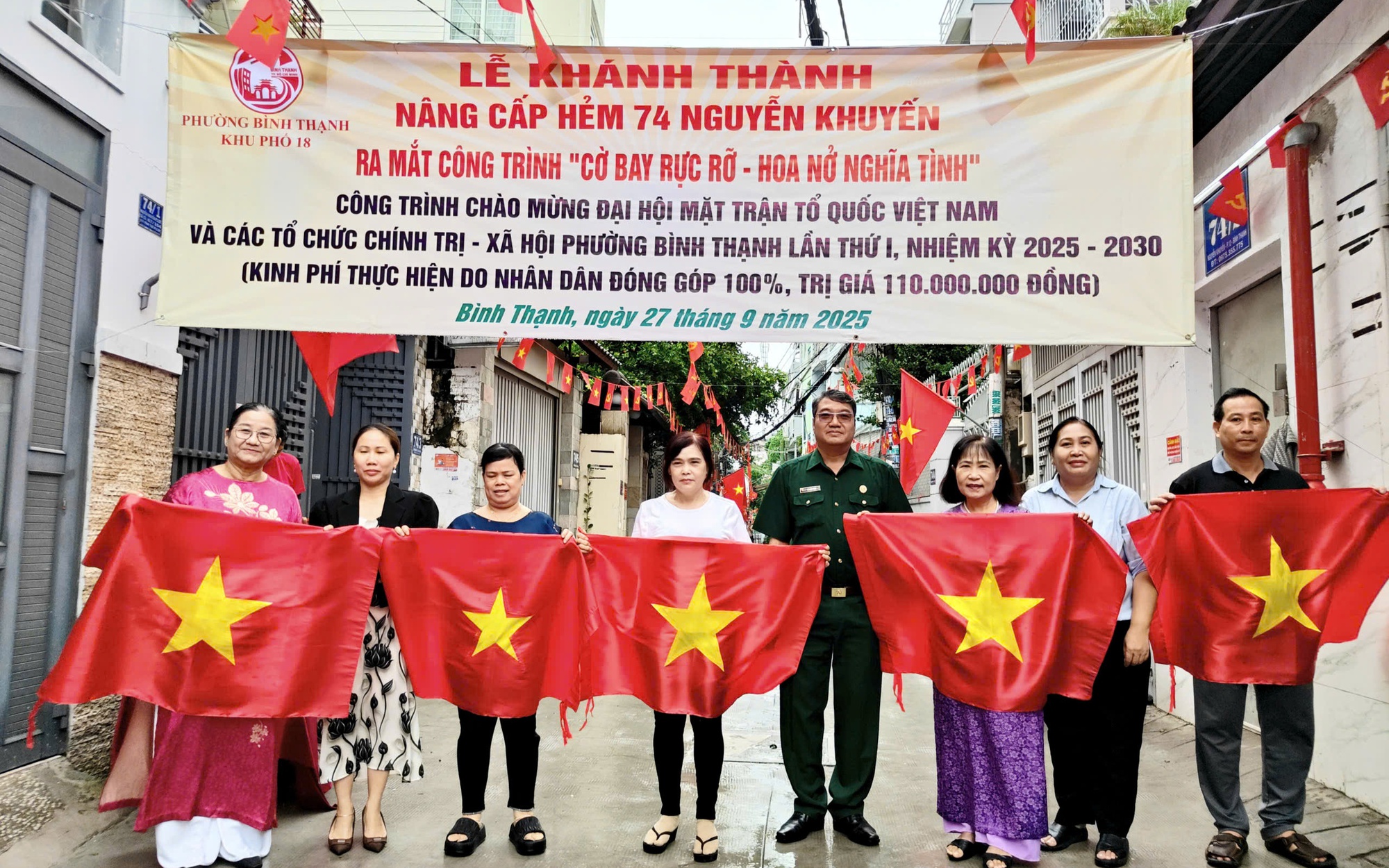 Báo Người Lao Động góp phần lan tỏa công trình cờ Tổ quốc tại phường Bình Thạnh, TP HCM