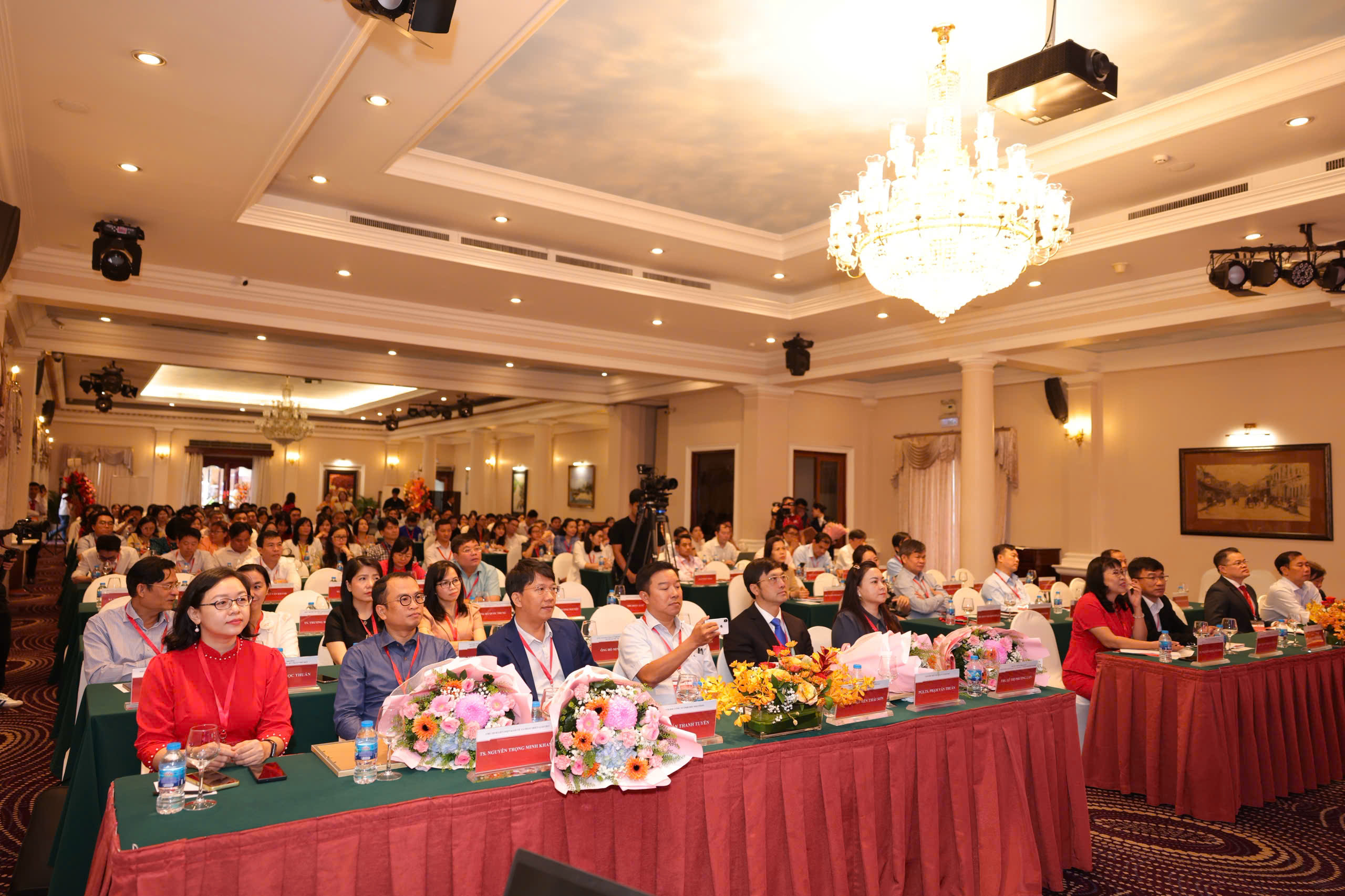 Sở hữu tr&iacute; tuệ l&agrave; "ch&igrave;a kh&oacute;a v&agrave;ng" th&uacute;c đẩy sinh vi&ecirc;n khởi nghiệp - Ảnh 3.