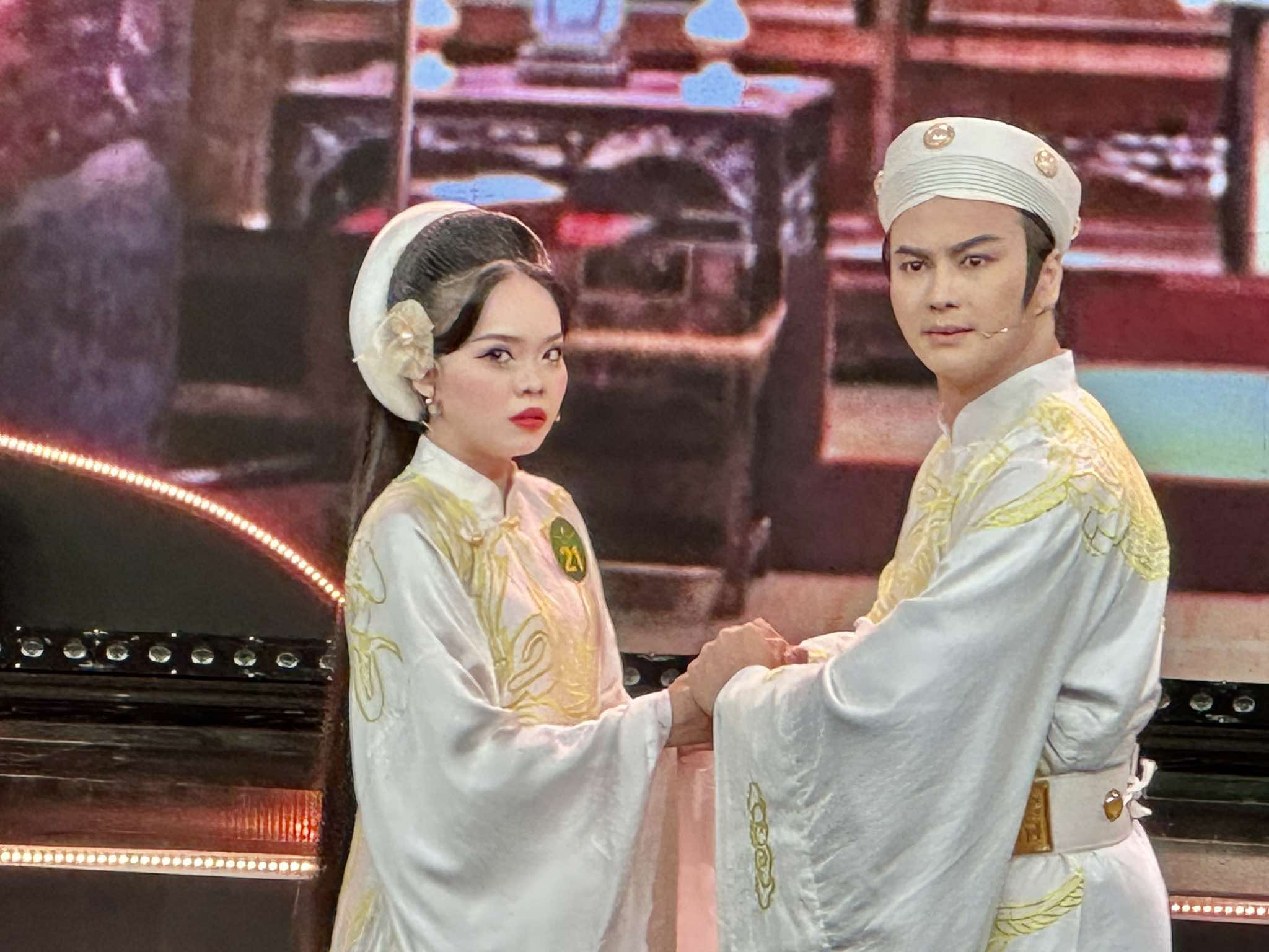 Đặng Thị Th&ugrave;y Dương đoạt giải "Chu&ocirc;ng v&agrave;ng vọng cổ" lần thứ 20 -2025- Ảnh 5.