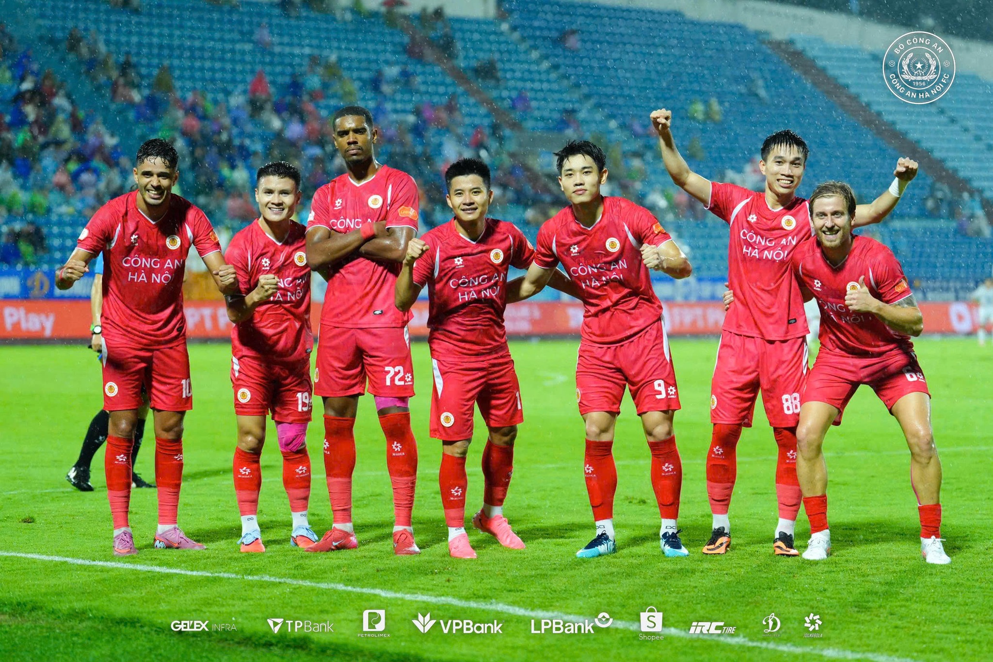 Quang Hải tỏa s&aacute;ng, C&ocirc;ng an H&agrave; Nội thắng đẹp nh&agrave; v&ocirc; địch V-League - Ảnh 1.