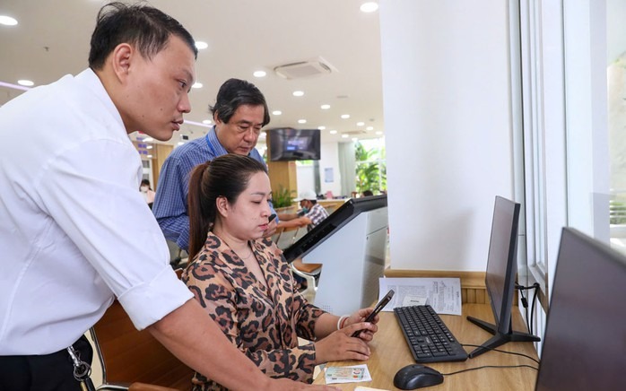 Nghiên cứu điều chỉnh tiền lương với cán bộ, công chức sau sắp xếp bộ máy