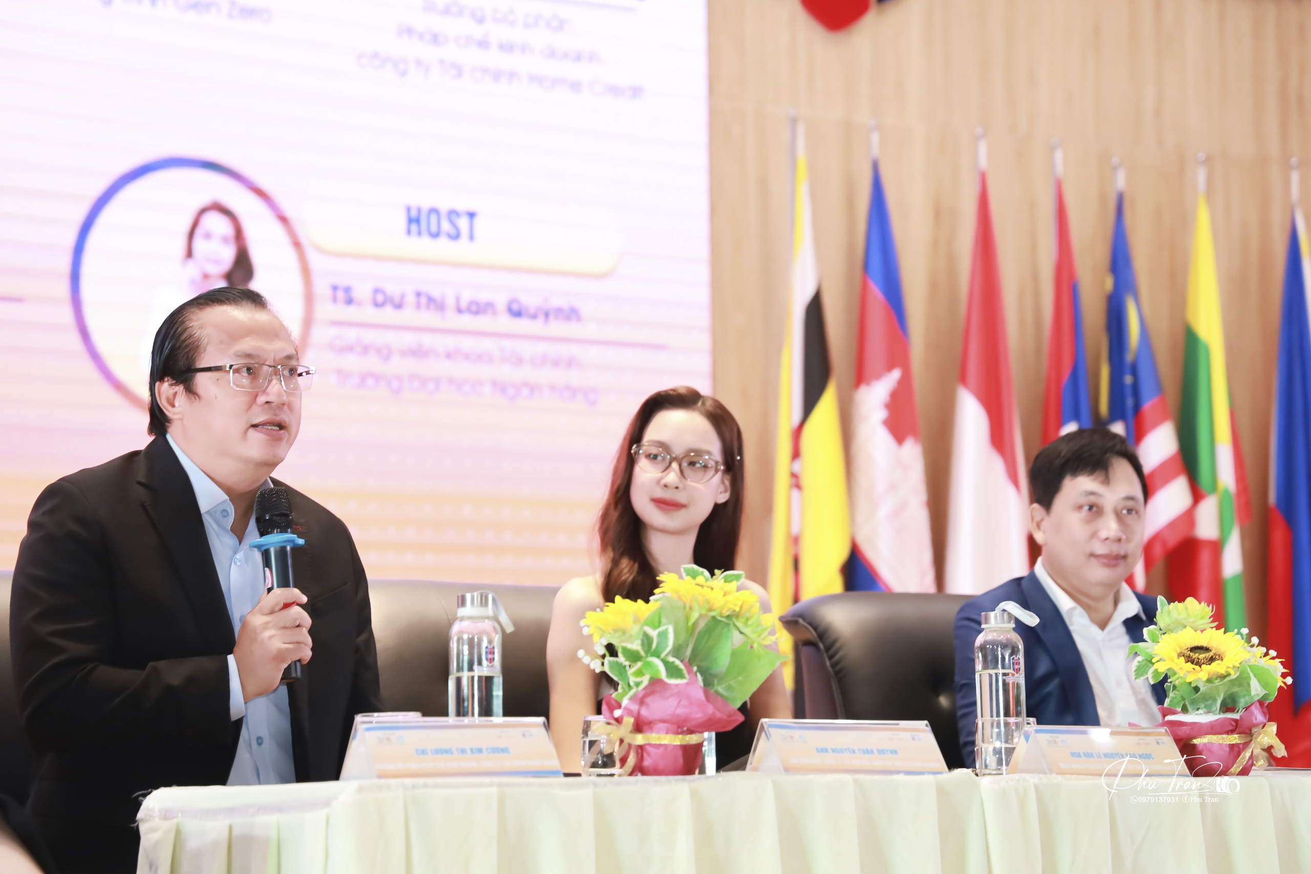 Chuỗi hội thảo "Thảnh thơi tài chính thế hệ Z – Từ sống sót đến sống đầy" - Ảnh 2.