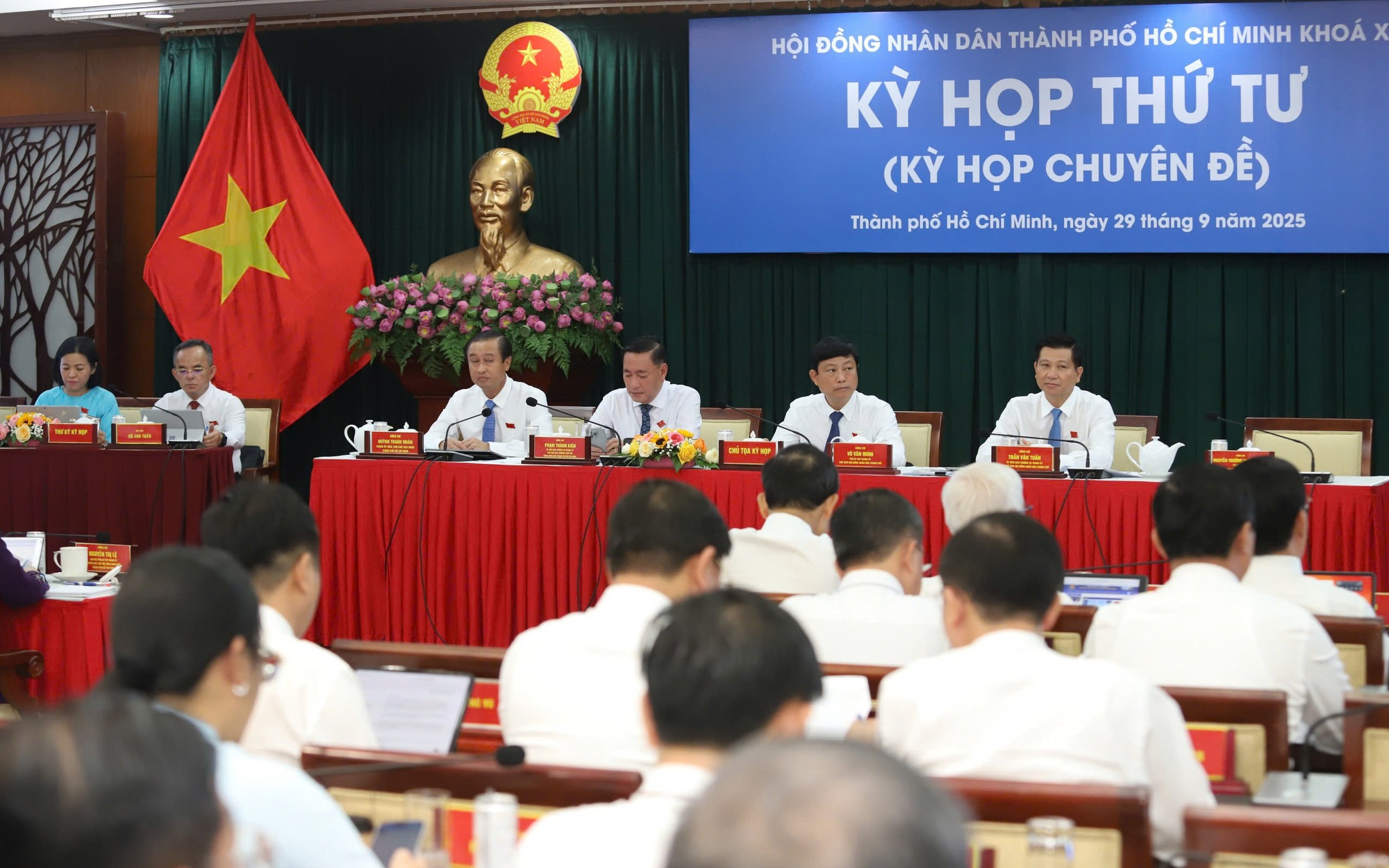 HĐND TP HCM thông qua nghị quyết, thành lập Sở Quy hoạch - Kiến trúc