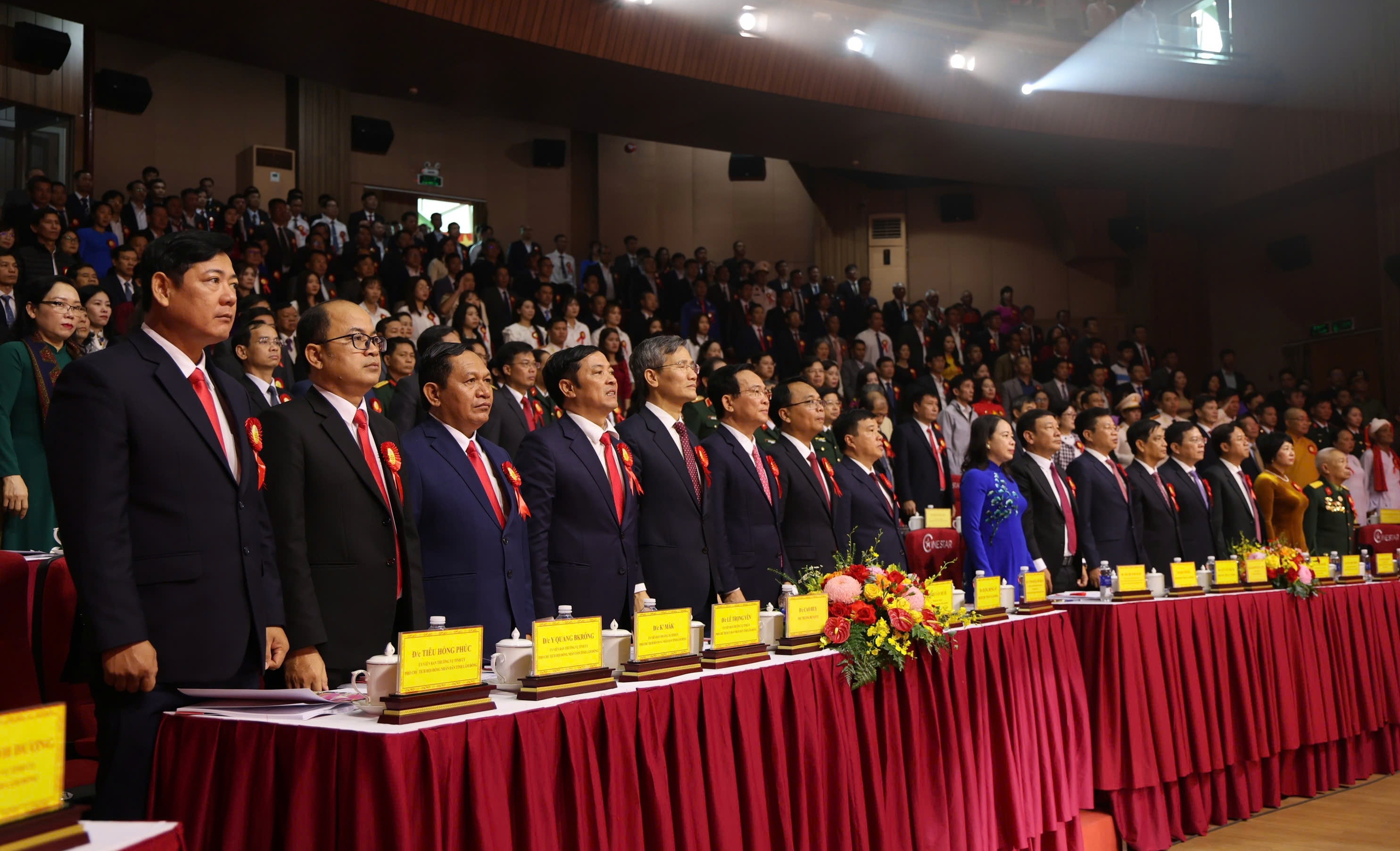 Lâm Đồng thi đua yêu nước thực chất , ngăn ngừa bệnh thành tích - Ảnh 1.