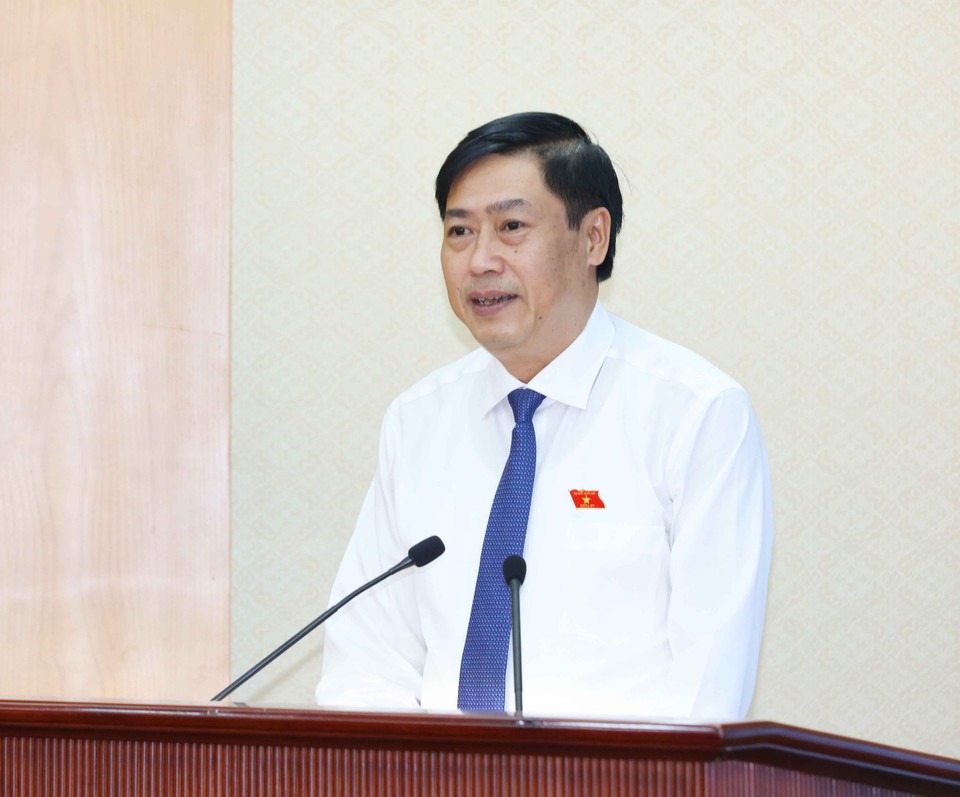 Ủy ban Thường vụ Quốc hội c&ocirc;ng bố c&aacute;c quyết định về c&ocirc;ng t&aacute;c c&aacute;n bộ- Ảnh 2.