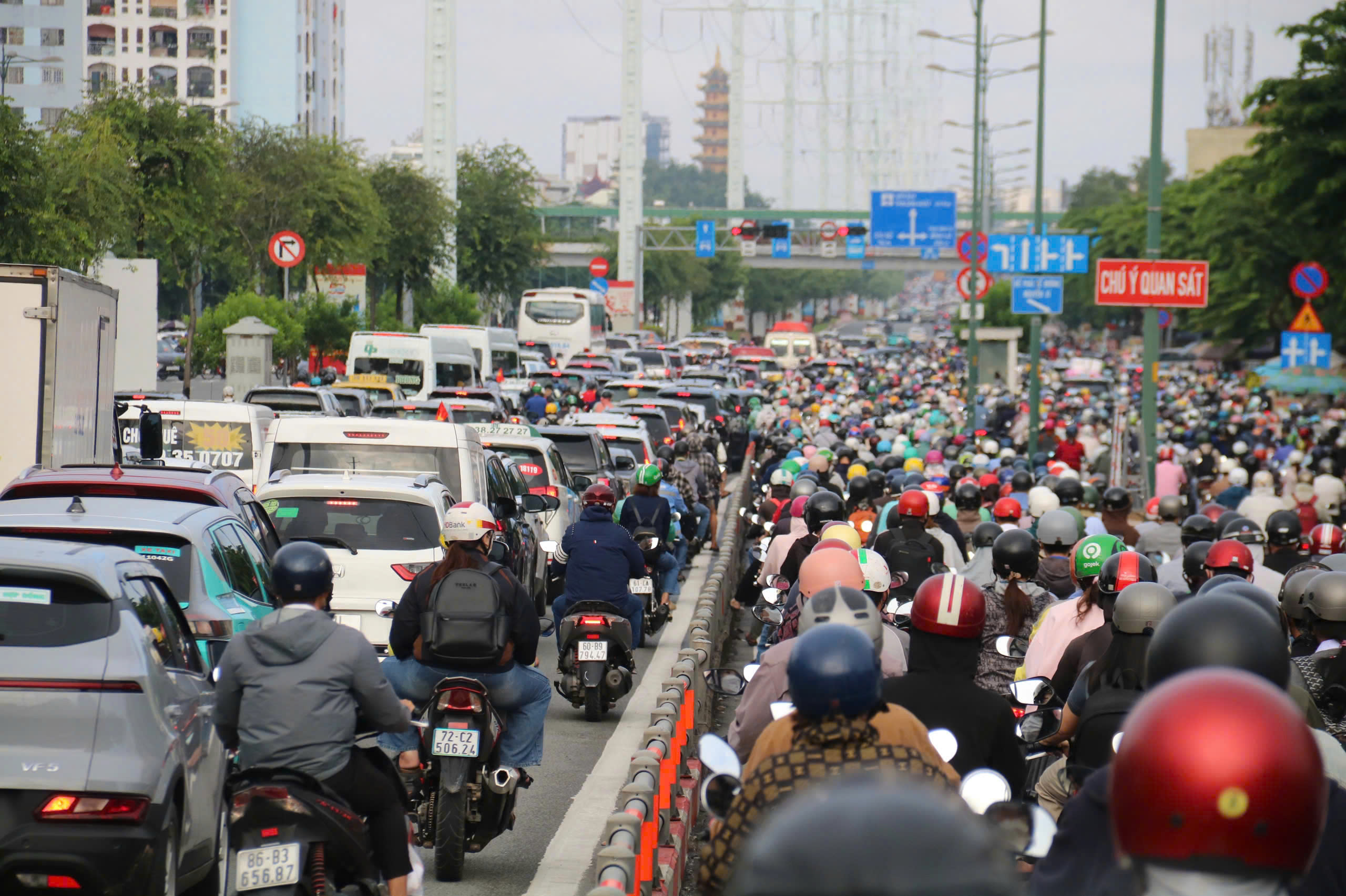 Rốt ráo xử lý kẹt xe- Ảnh 1.