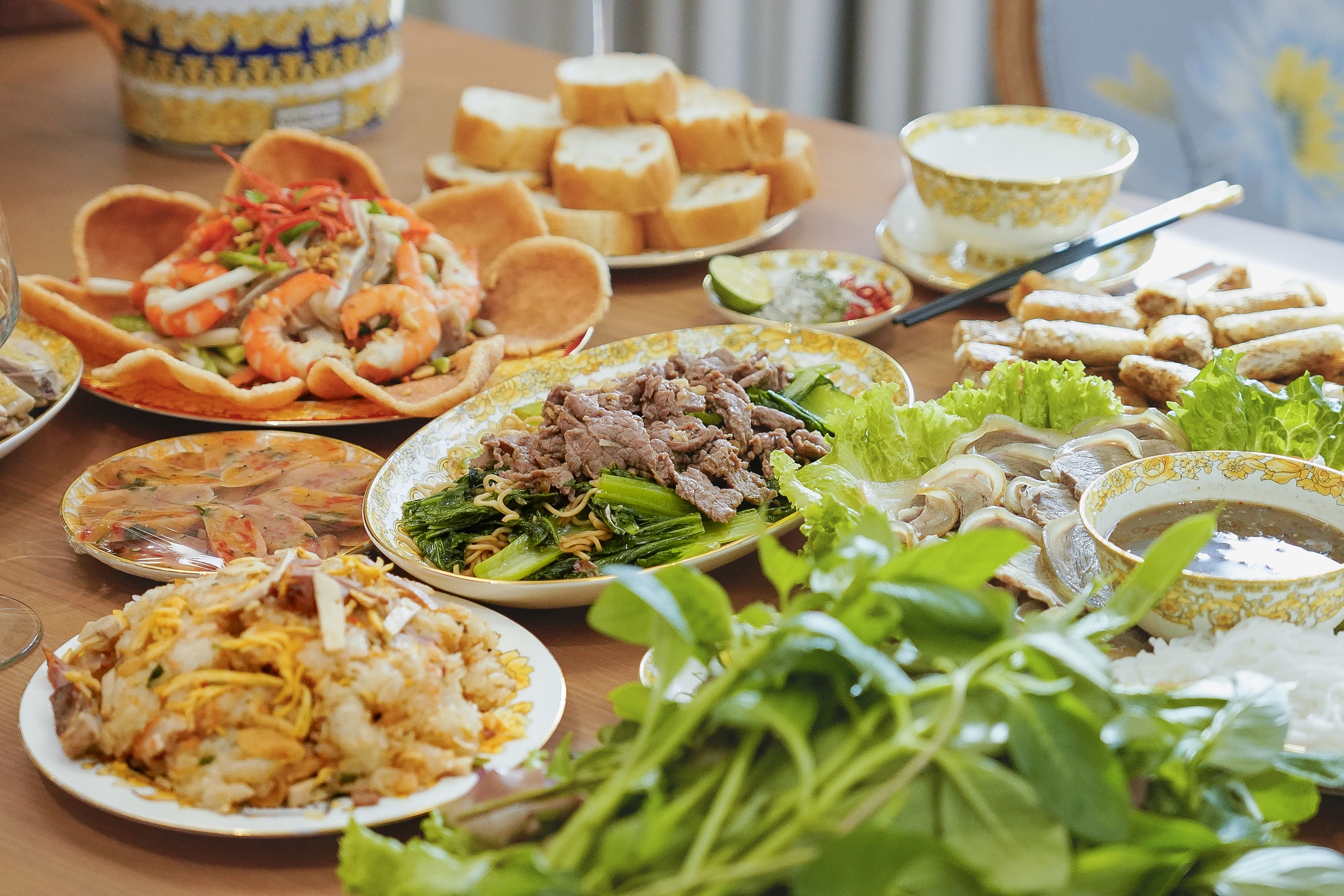 Quốc Trường v&agrave; L&ecirc; Kh&aacute;nh khoe tạo h&igrave;nh đẹp đ&ocirc;i - Ảnh 1.