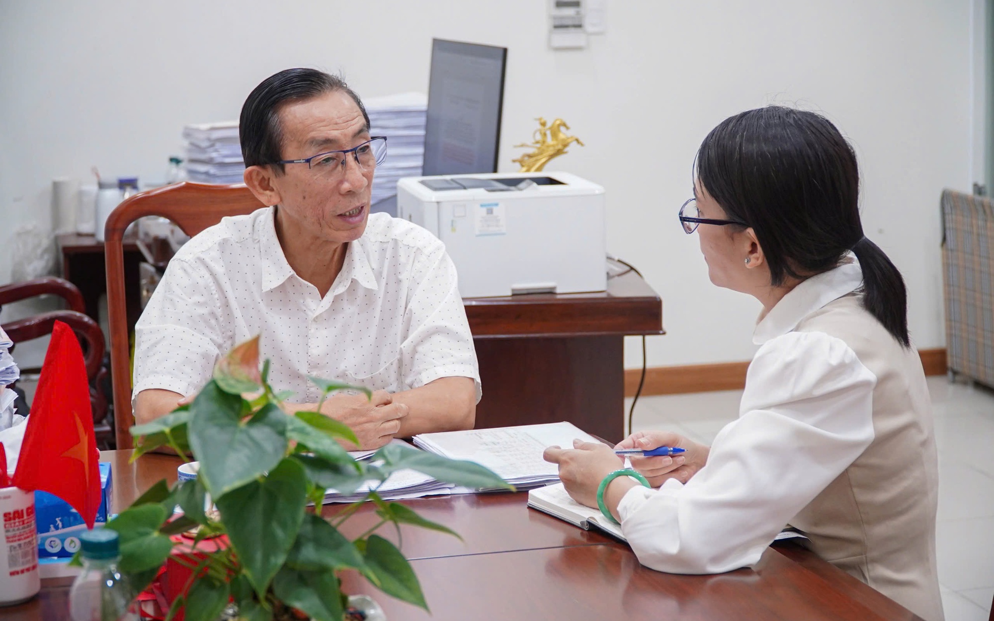 Khát vọng vươn xa