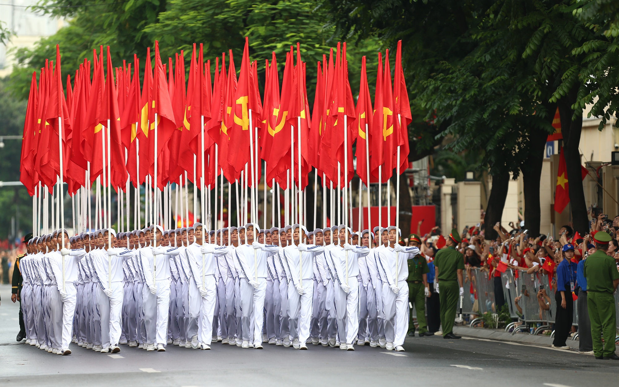 Tình yêu nước của người trẻ
