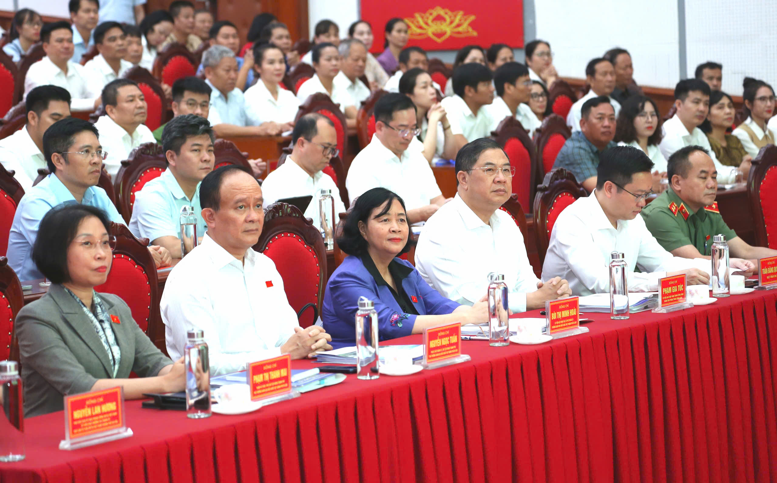Tổng B&iacute; thư T&ocirc; L&acirc;m mở rộng bố tr&iacute; cấp ủy kh&ocirc;ng phải người địa phương - Ảnh 3.