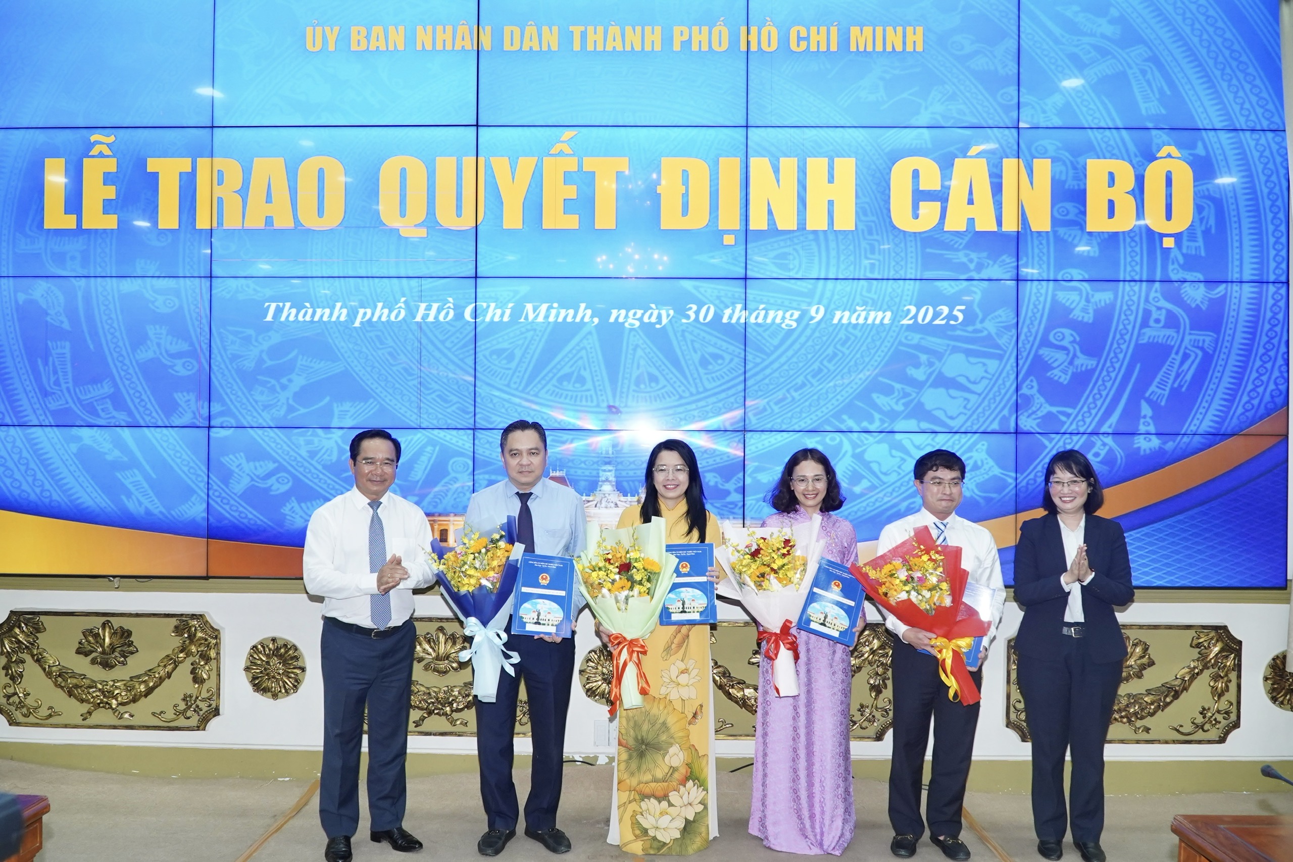 Chủ tịch UBND TP HCM Nguyễn Văn Được đề nghị c&aacute;n bộ gạt bỏ tư duy c&aacute;t cứ trong lĩnh vực, địa phương - Ảnh 6.