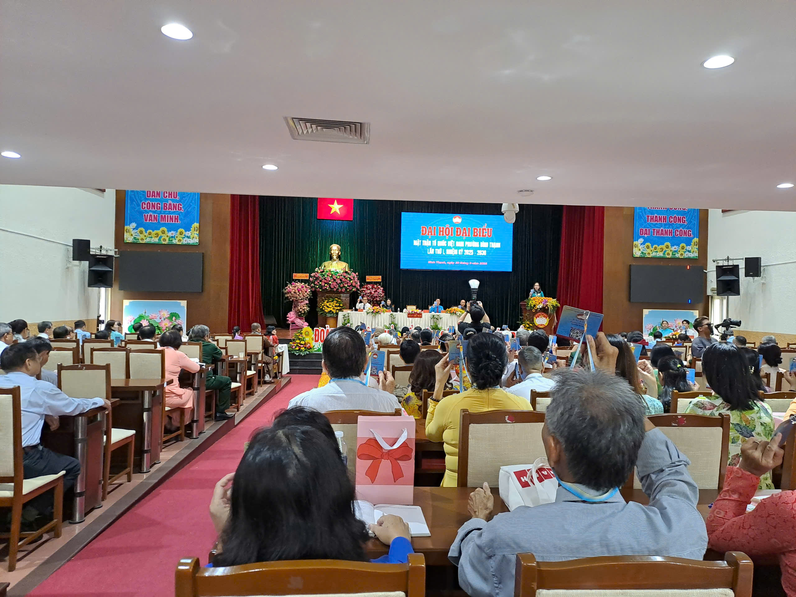 Phường B&igrave;nh Thạnh tổ chức Đại hội MTTQ Việt Nam lần thứ I, nhiệm kỳ 2025 - 2030 - Ảnh 4.