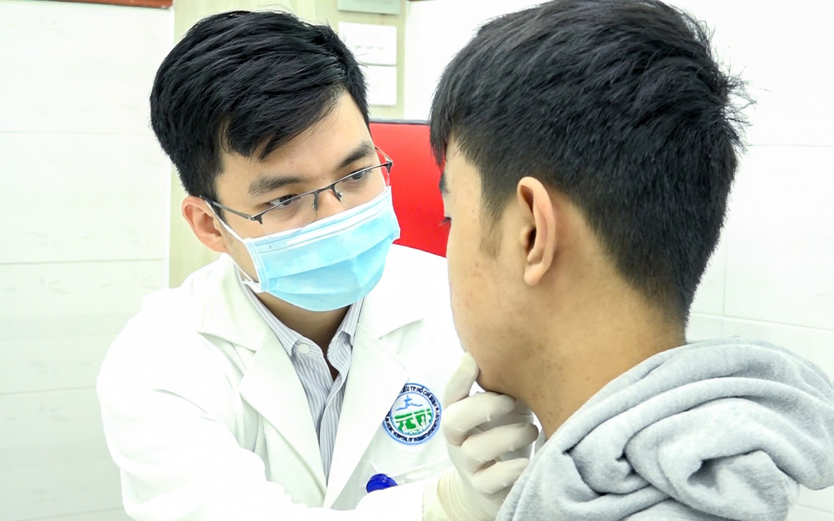 Bất ngờ về số bệnh nhân dưới 18 tuổi đến khám bệnh lây qua đường tình dục