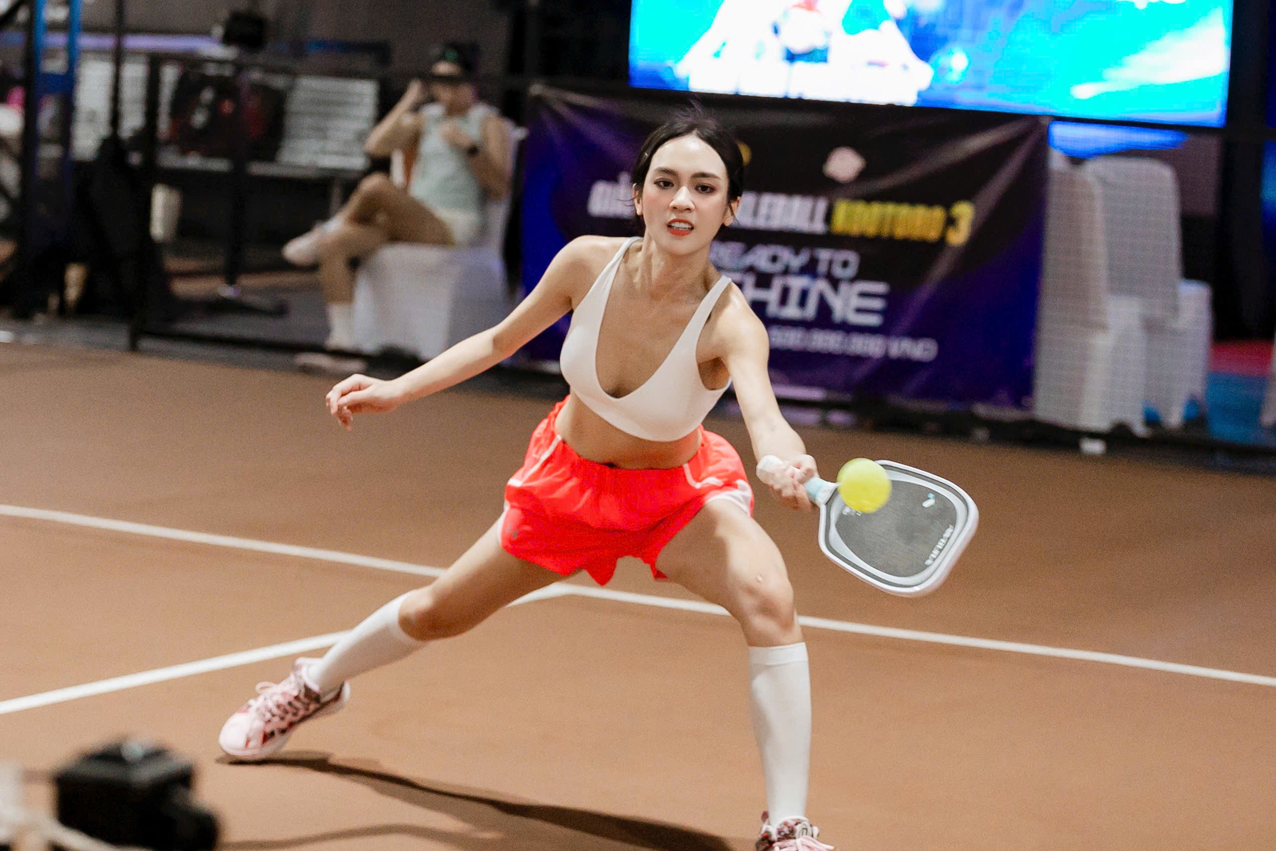 Ngắm dàn sao Việt diện trang phục trên giải đấu Pickleball Kootoro - Ảnh 1.