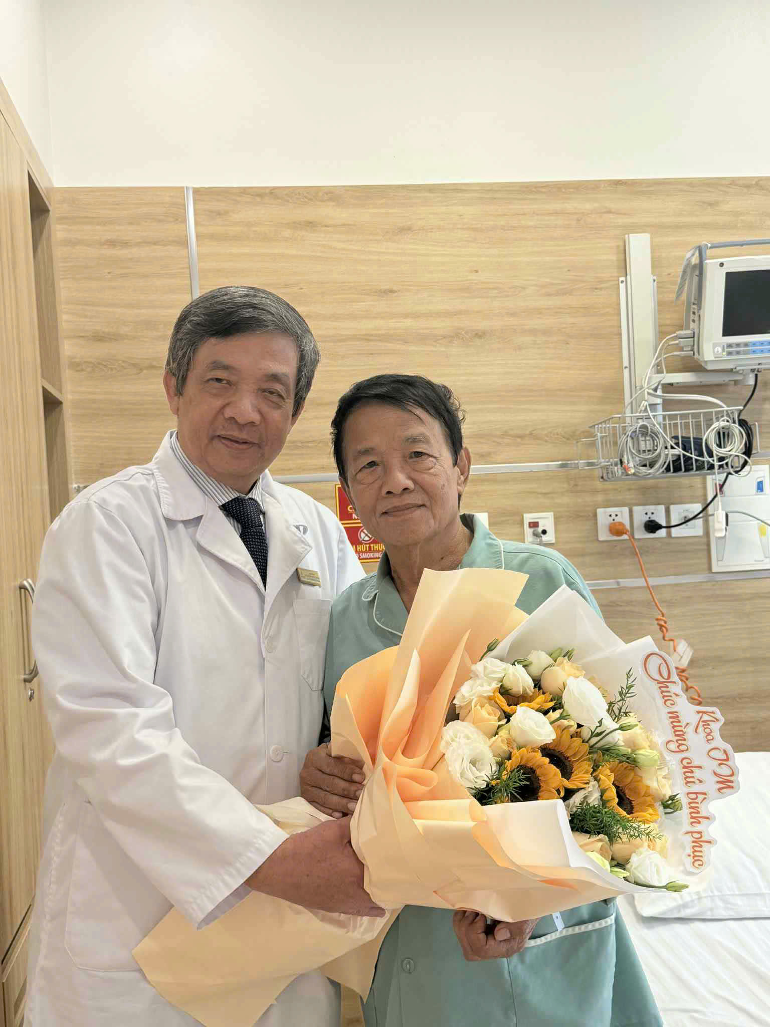 Cuộc thi viết &ldquo;NGƯỜI THẦY THUỐC TRONG T&Ocirc;I&rdquo;: Nhờ &acirc;n nh&acirc;n, t&ocirc;i được t&aacute;i sinh - Ảnh 3.