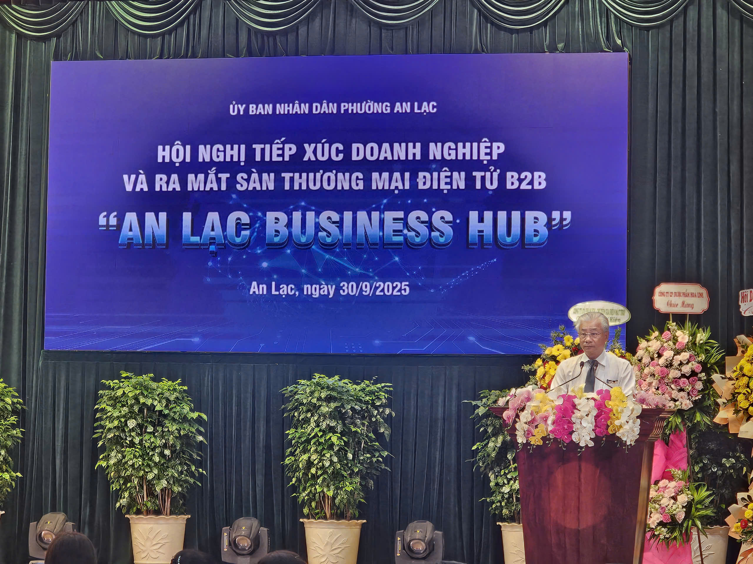 Phường An Lạc ra mắt nền tảng thương mại điện tử B2B đầu ti&ecirc;n tại Việt Nam - Ảnh 1.